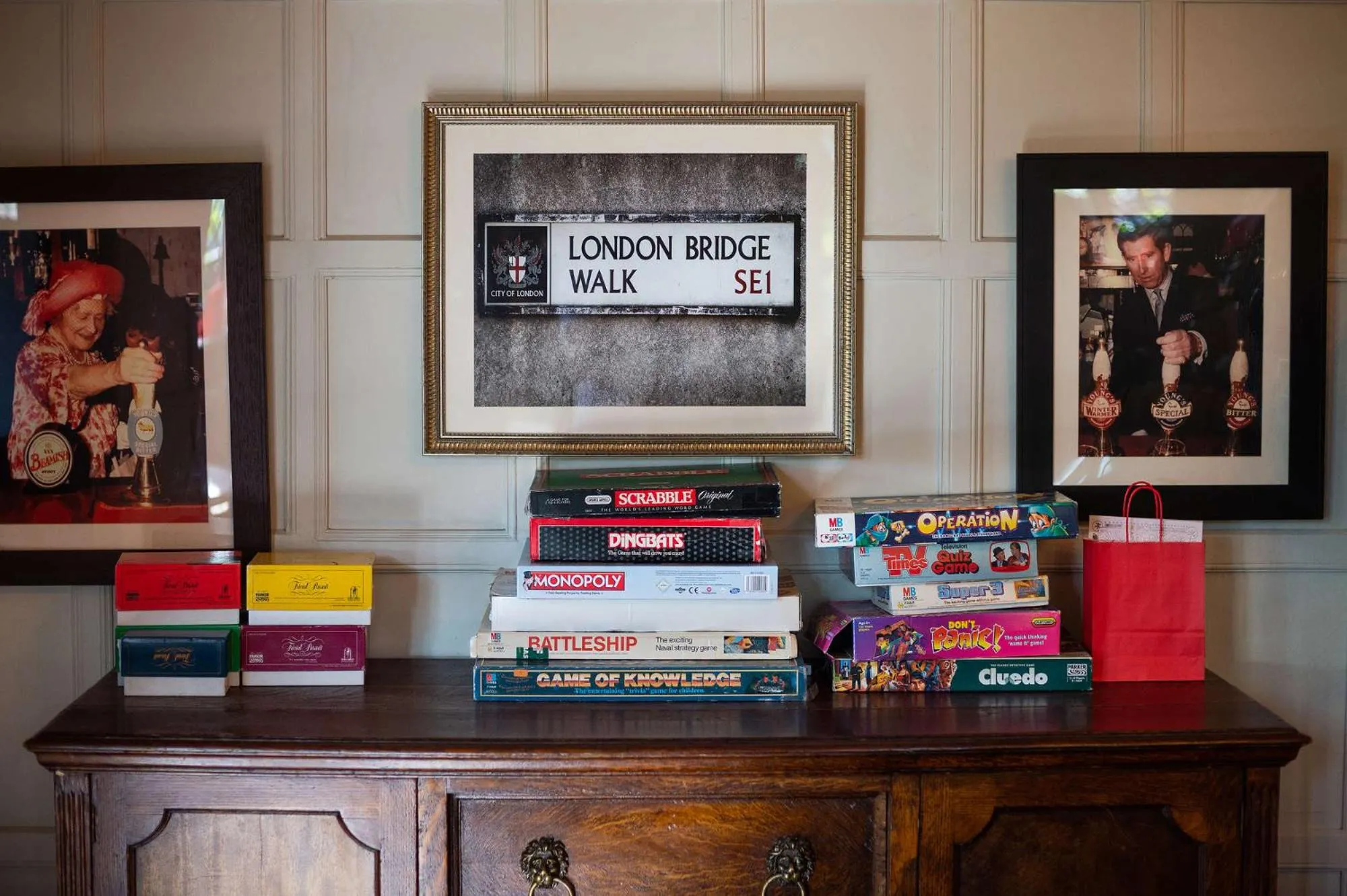 Lounge or bar in Bridge Hotel