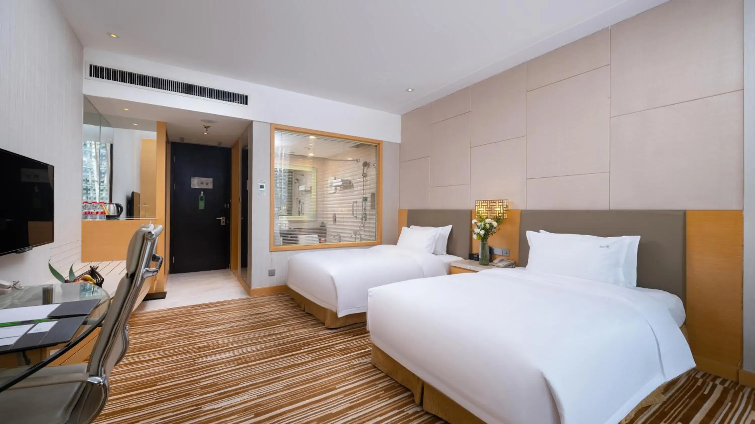 Standard Twin Room in Holiday Inn Nanchang Riverside by IHG Standard Twin Room in Holiday Inn Nanchang Riverside by IHG