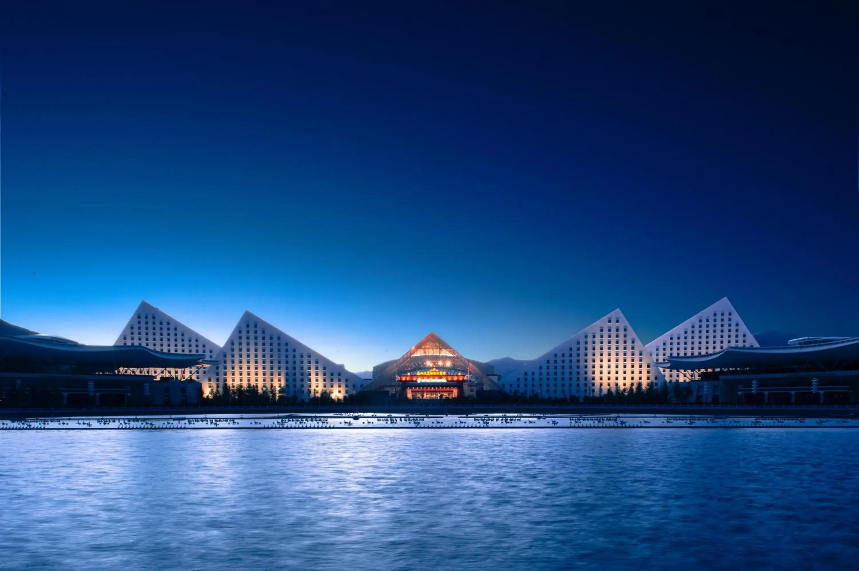 Premium King Room - Club Lounge Access in InterContinental Lhasa Paradise, an IHG Hotel Premium King Room - Club Lounge Access in InterContinental Lhasa Paradise, an IHG Hotel