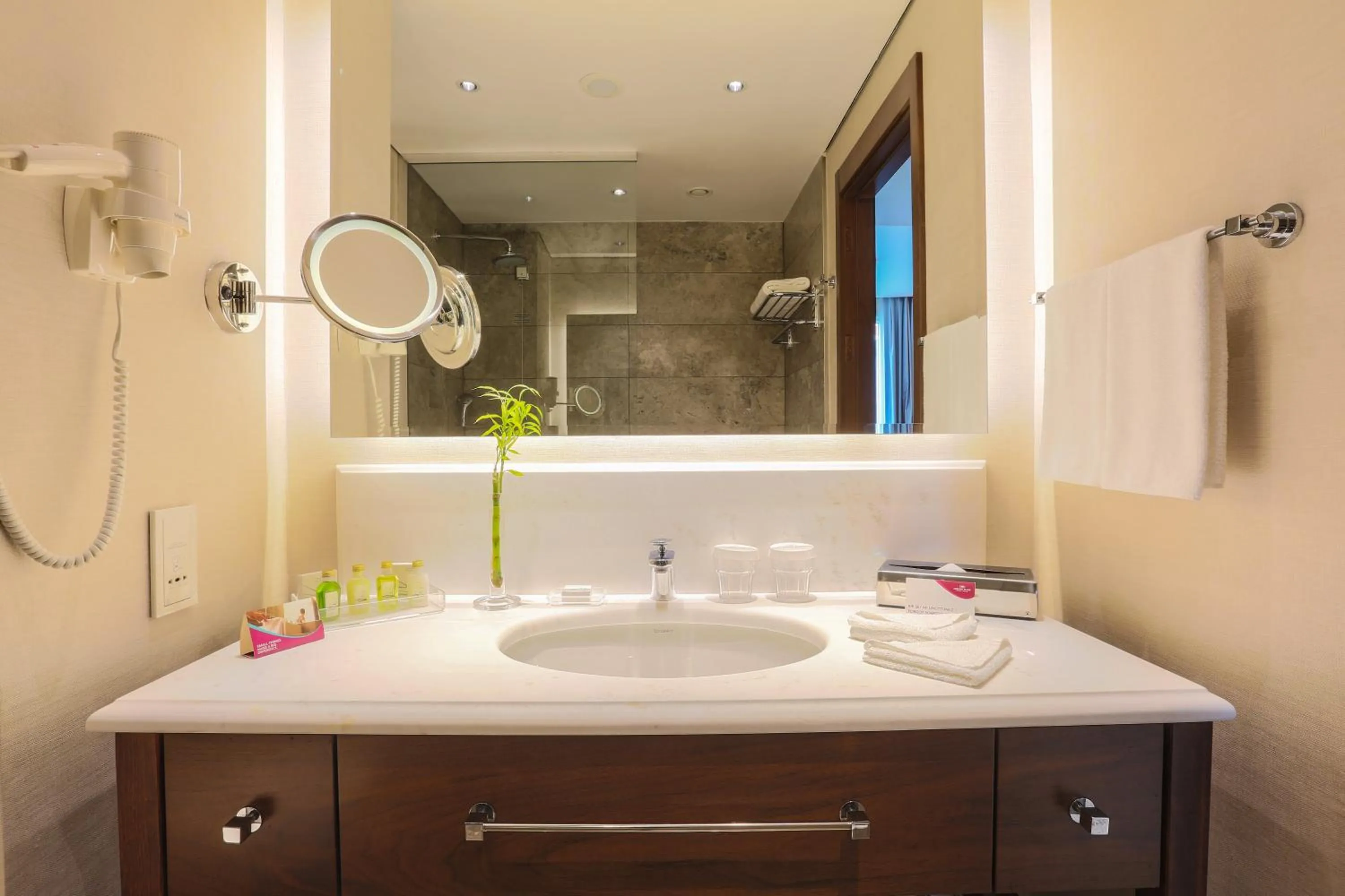 Bathroom in Crowne Plaza Istanbul Oryapark by IHG