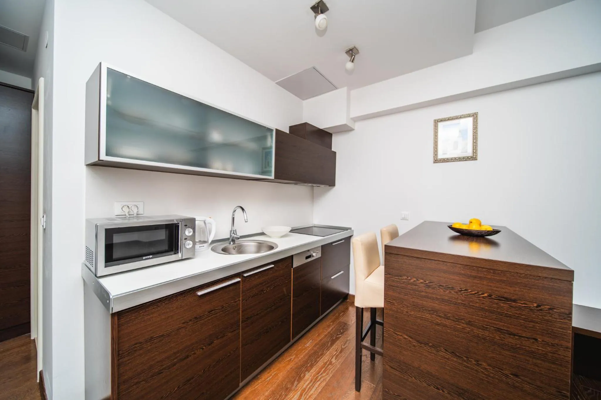 Kitchen or kitchenette in Celenga Apartments with free offsite parking