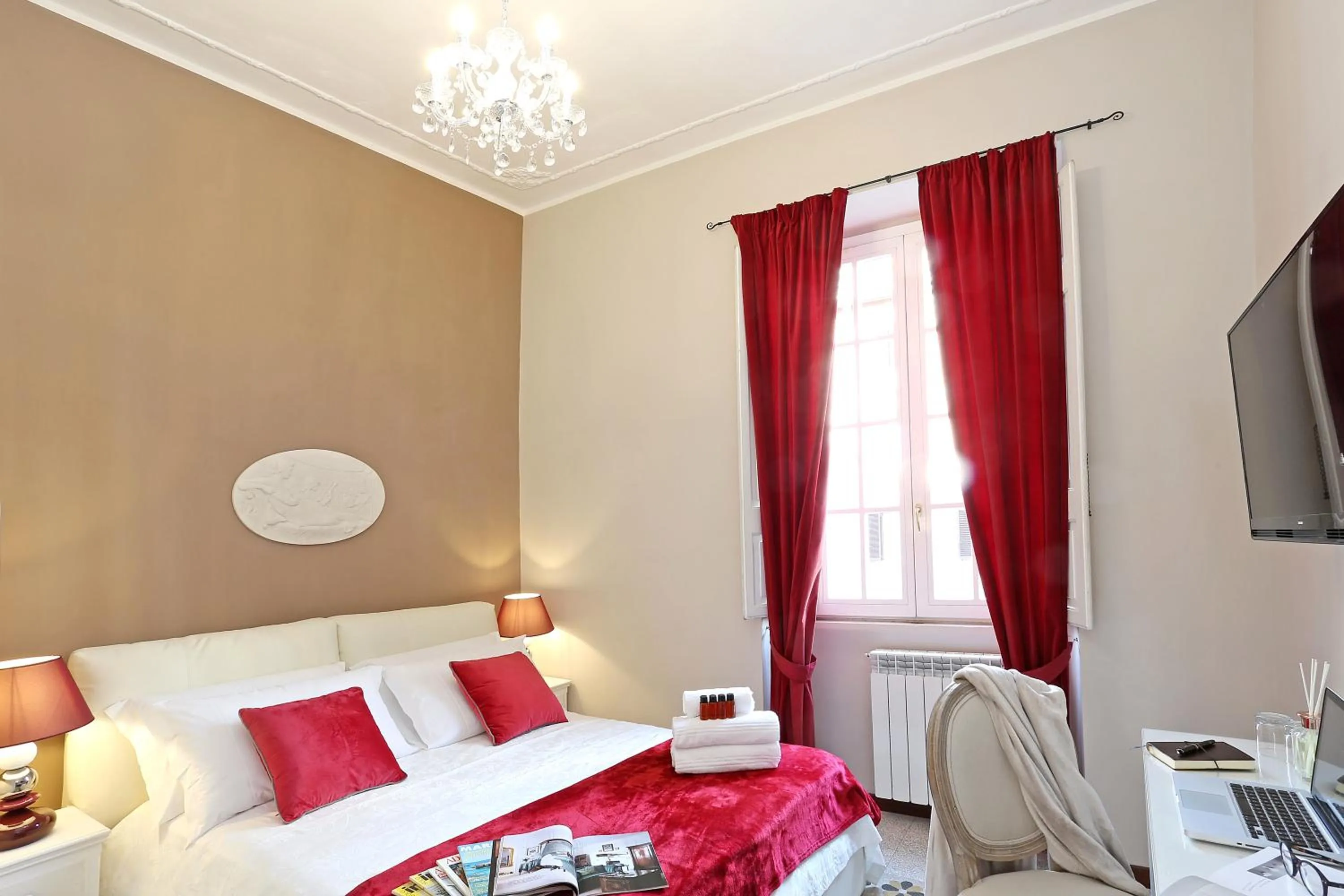 Bed in Liberty Rome Suites - Liberty Collection