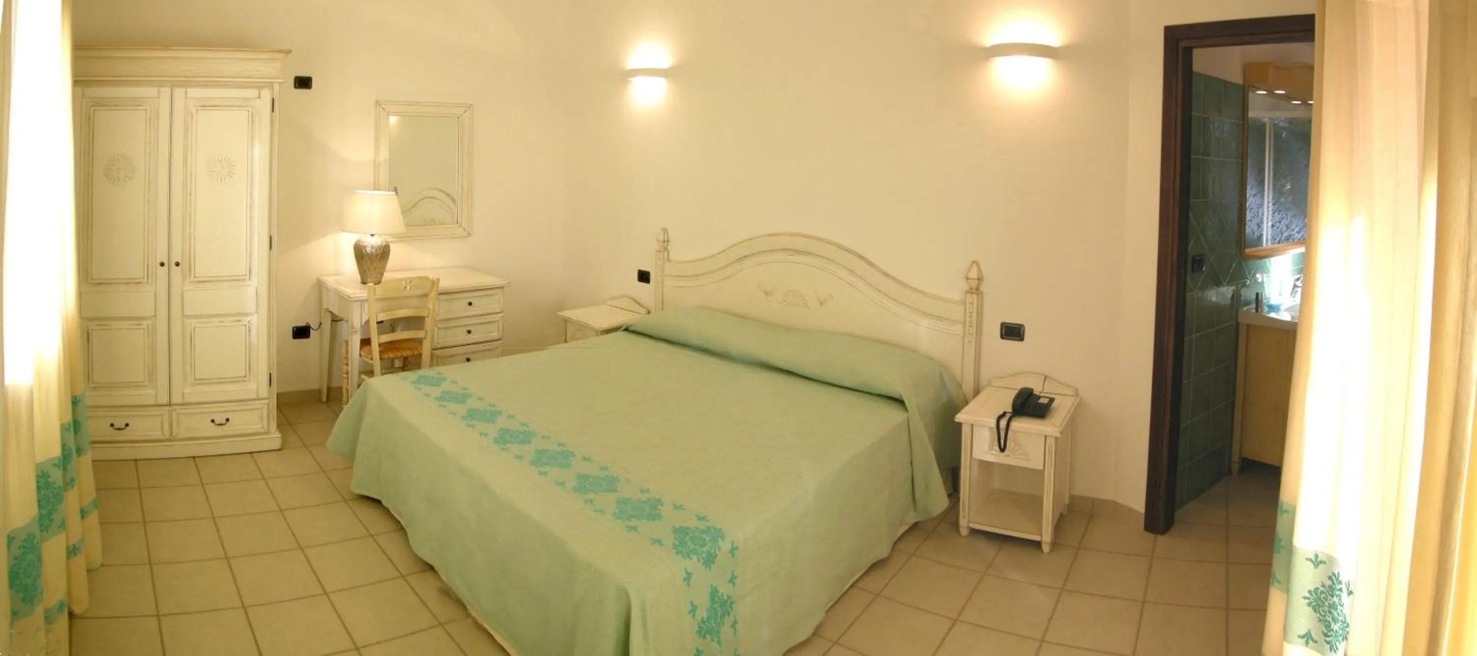 Bed in Hotel Mariposas