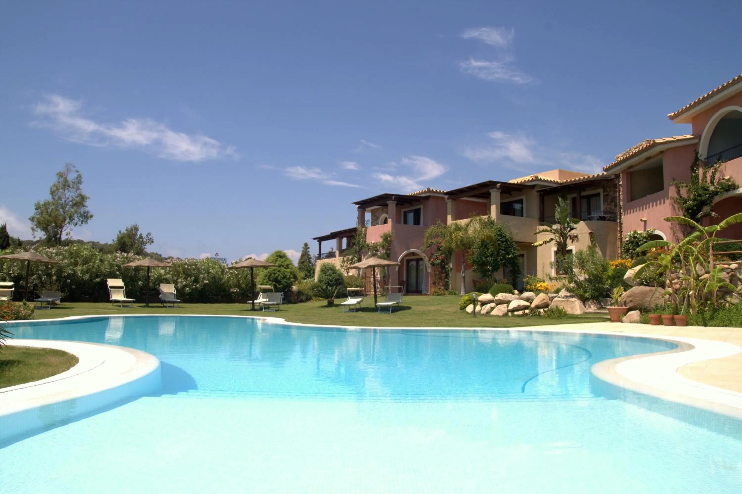 Property building in Hotel Mariposas