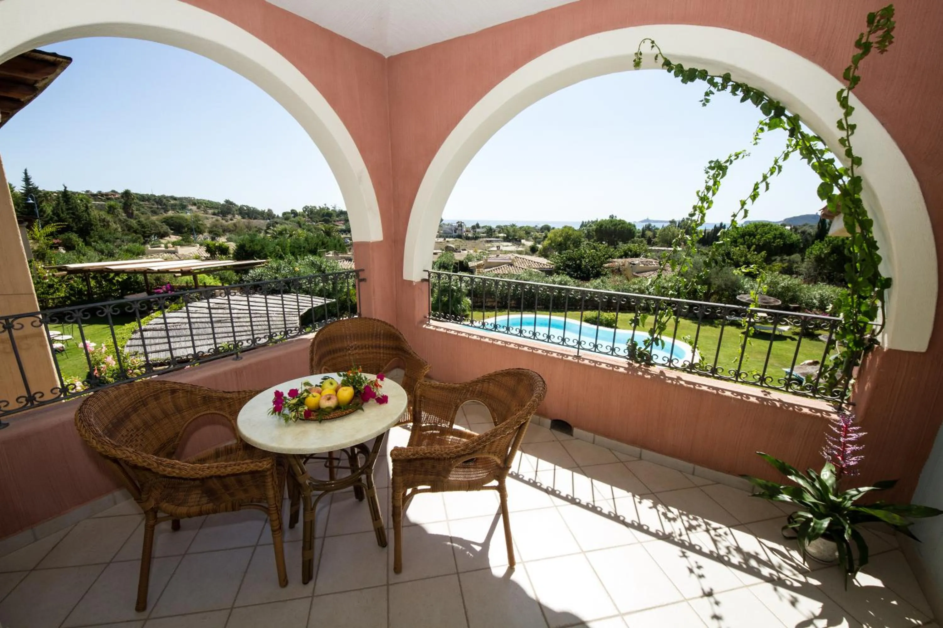 Day in Hotel Mariposas