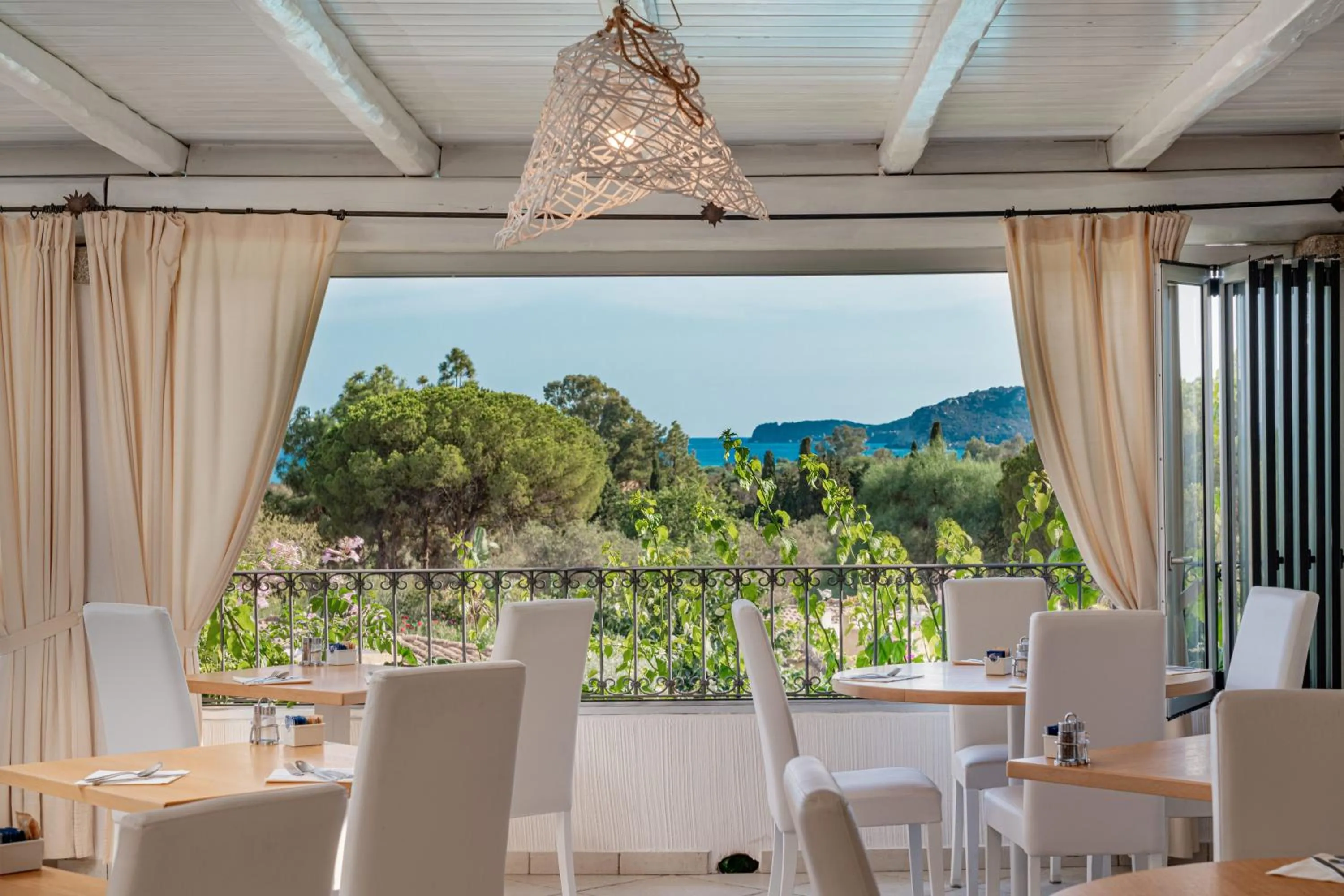 Breakfast in Hotel Mariposas