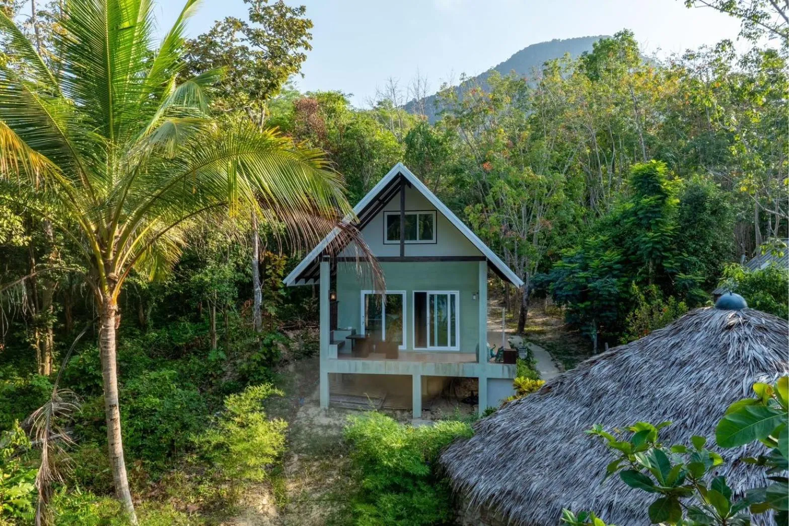 Property building in Koh Pu Sea View Beach Resort