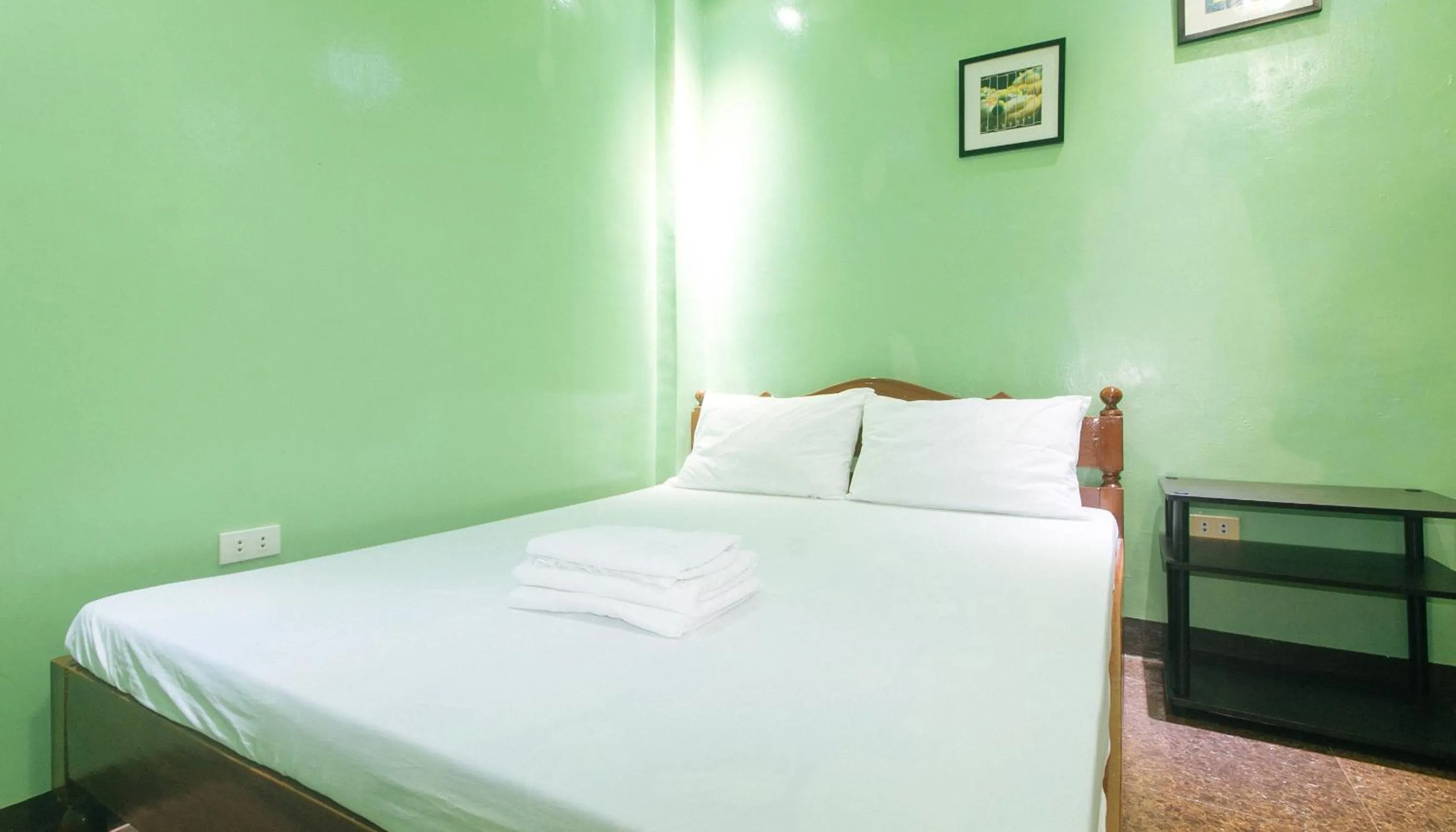 Bed in Zids Island Emprise Beach House