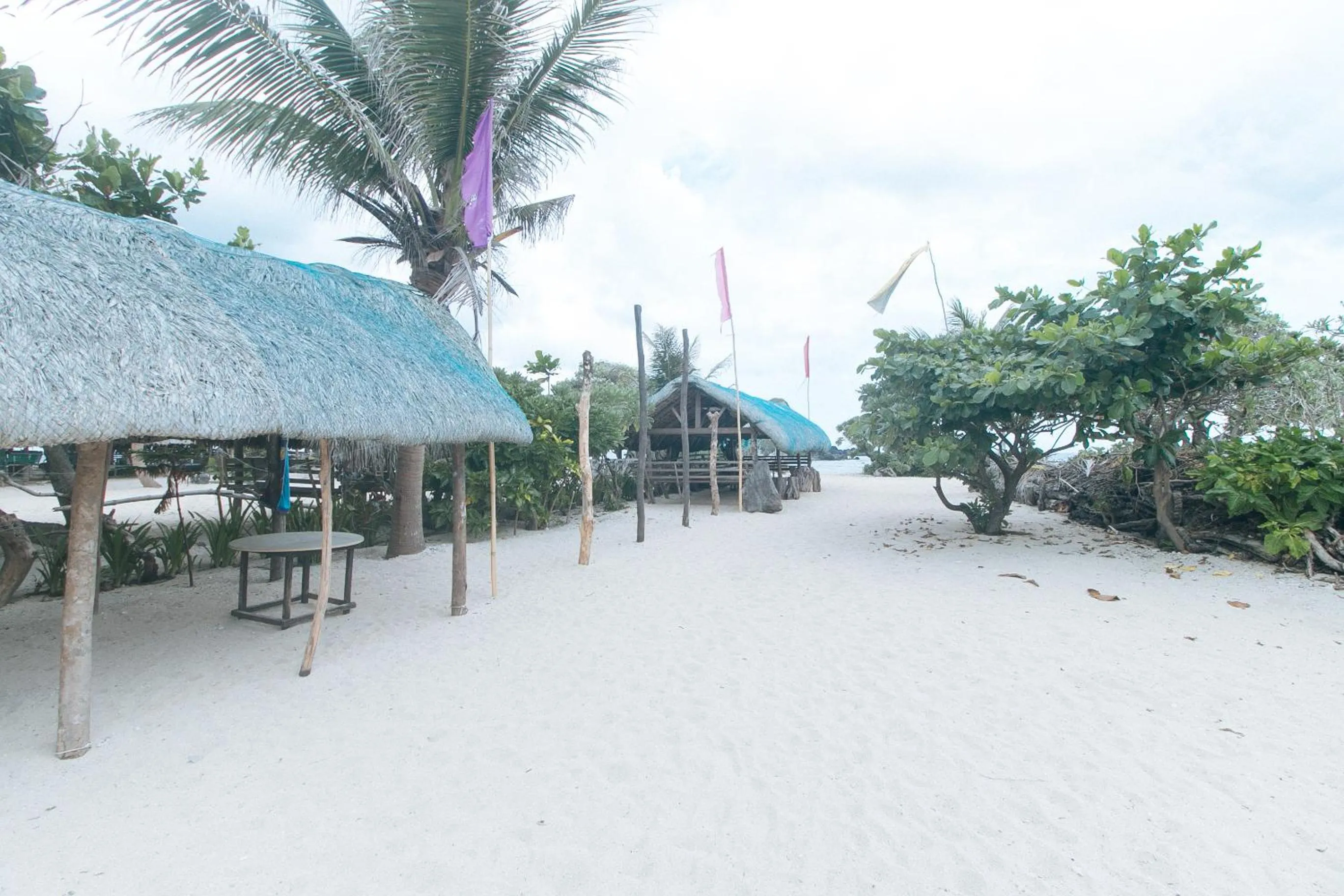 Beach in Zids Island Emprise Beach House
