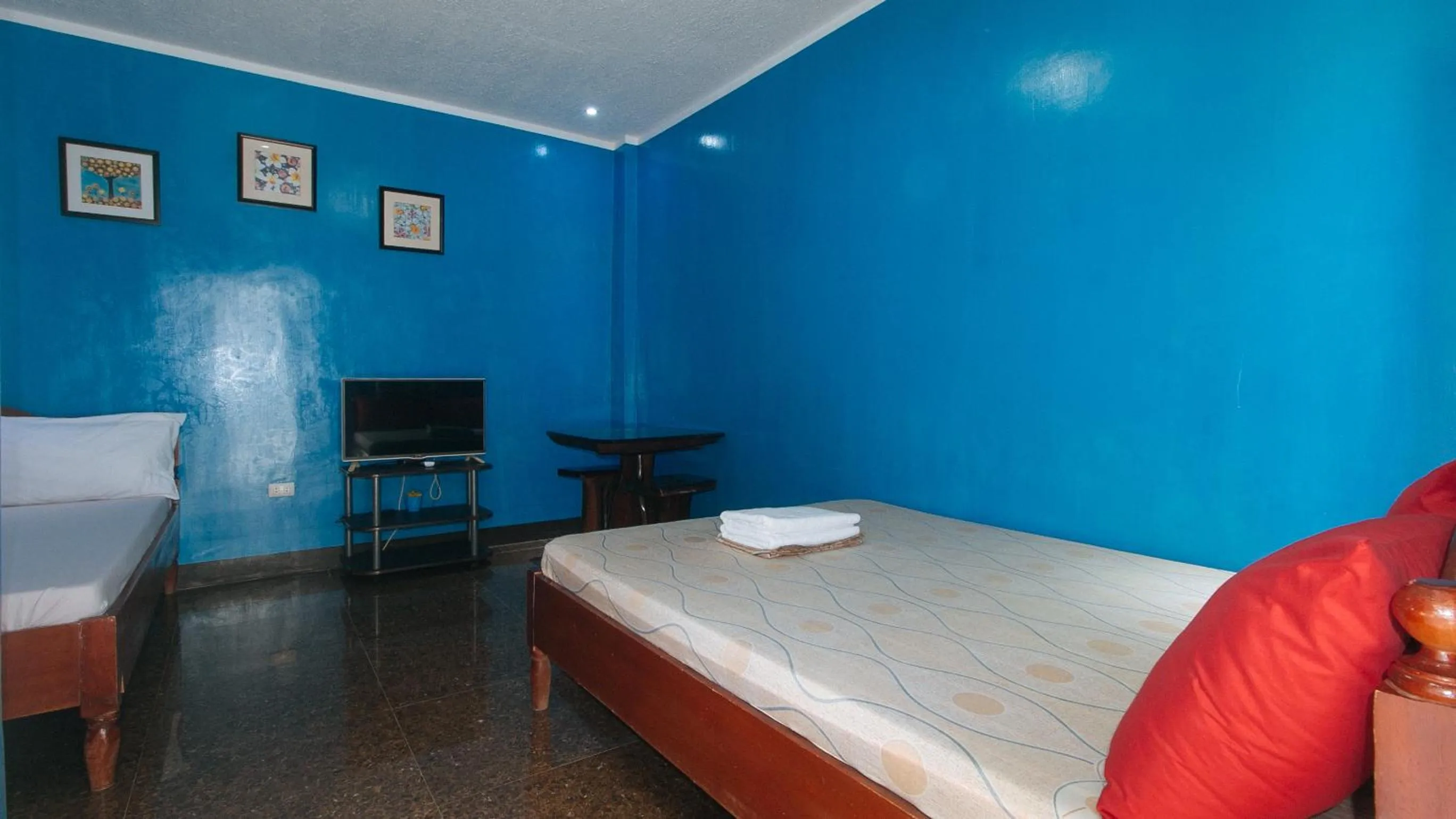 Bed in Zids Island Emprise Beach House