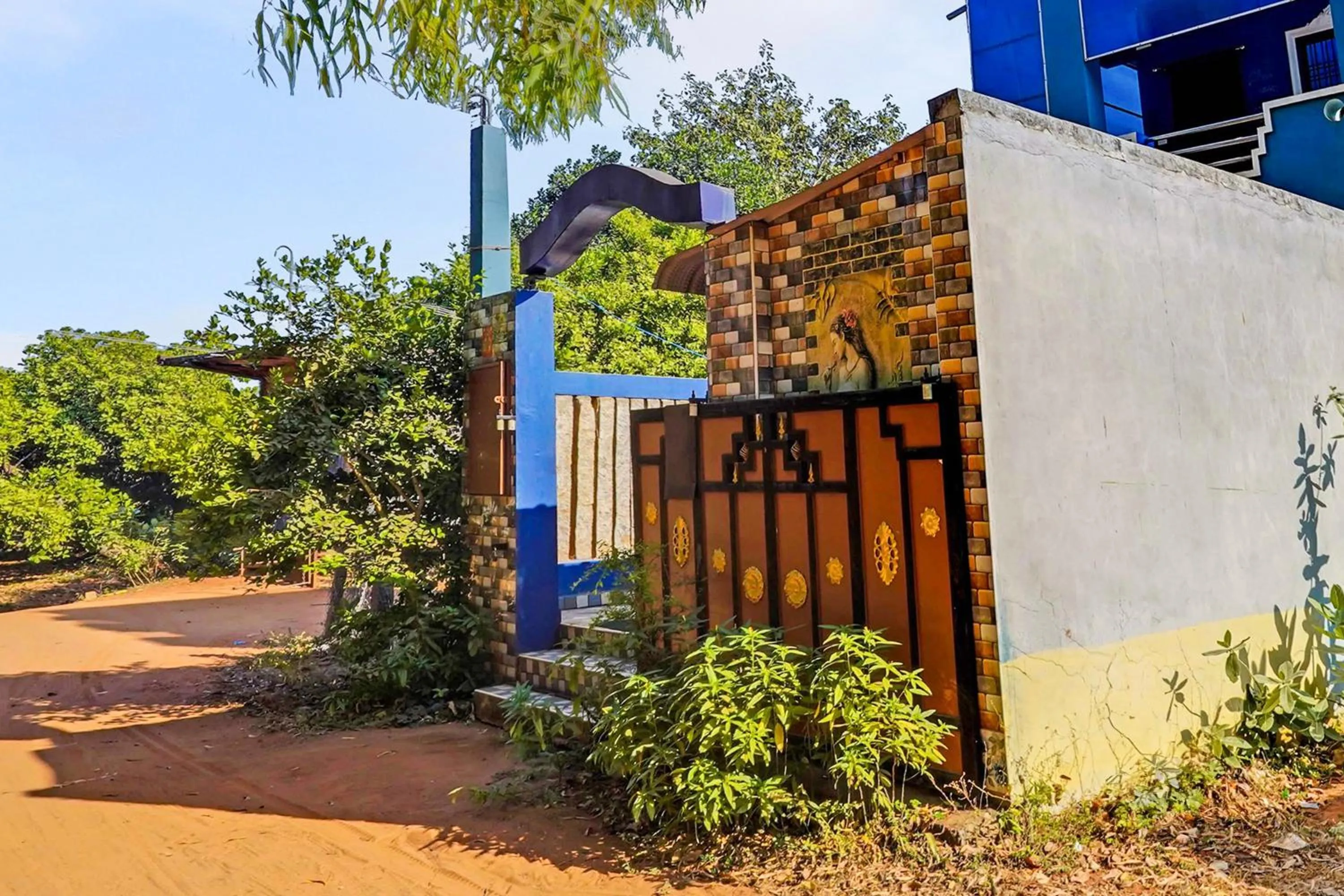 Facade/entrance in Hotel O Raghul Residency