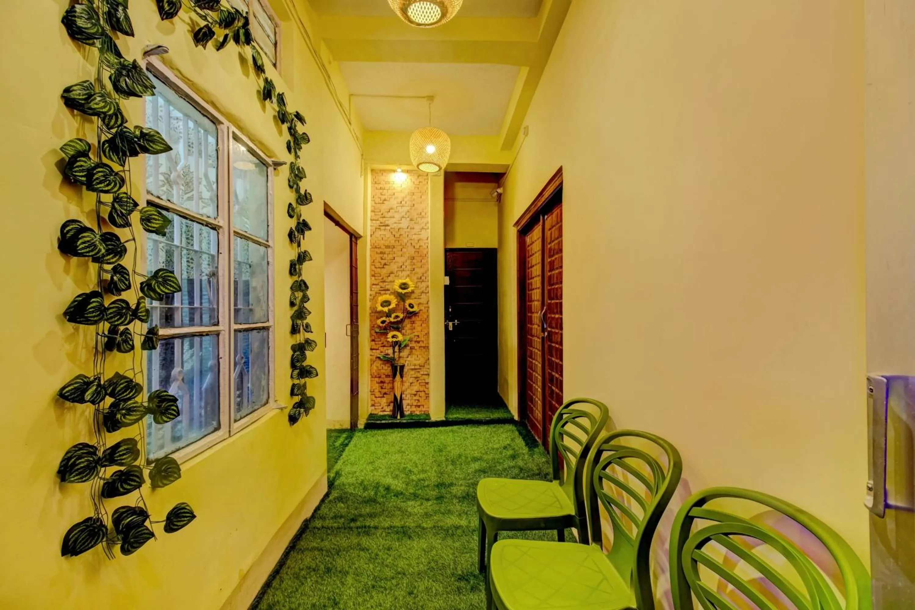 Lobby or reception in SPOT ON Rainbow Lodge