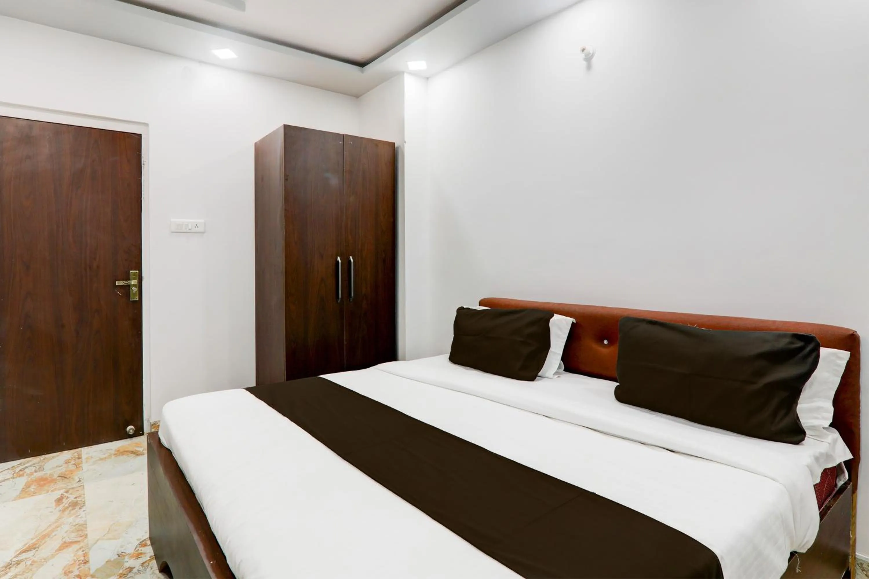 Bedroom in Hotel O Star Inn Hotel