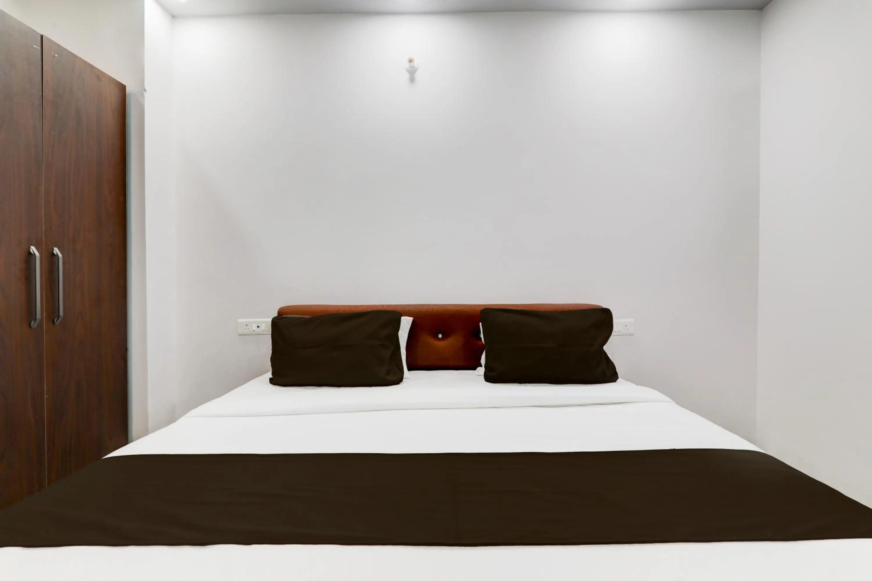 Bedroom in Hotel O Star Inn Hotel