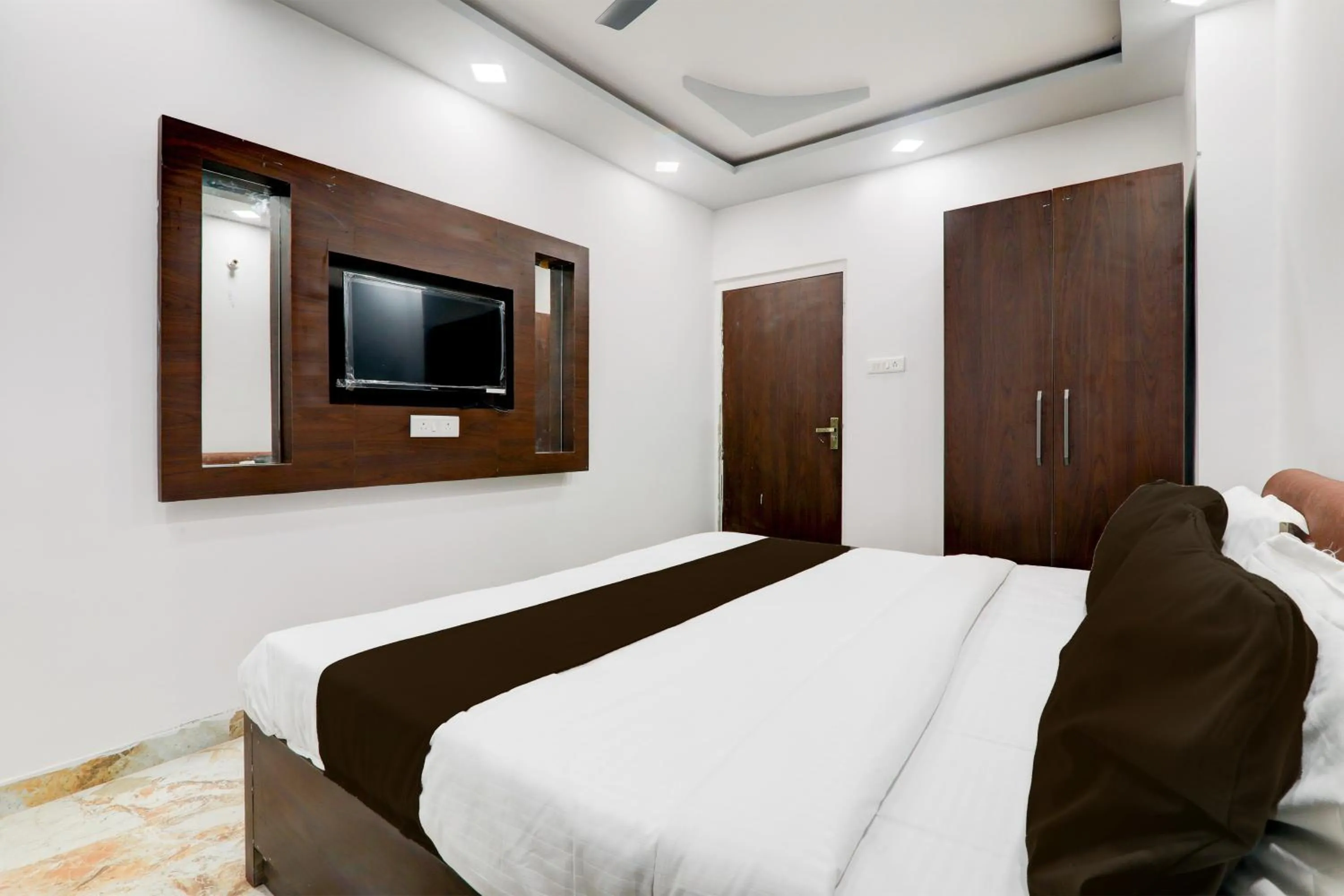 Bedroom in Hotel O Star Inn Hotel