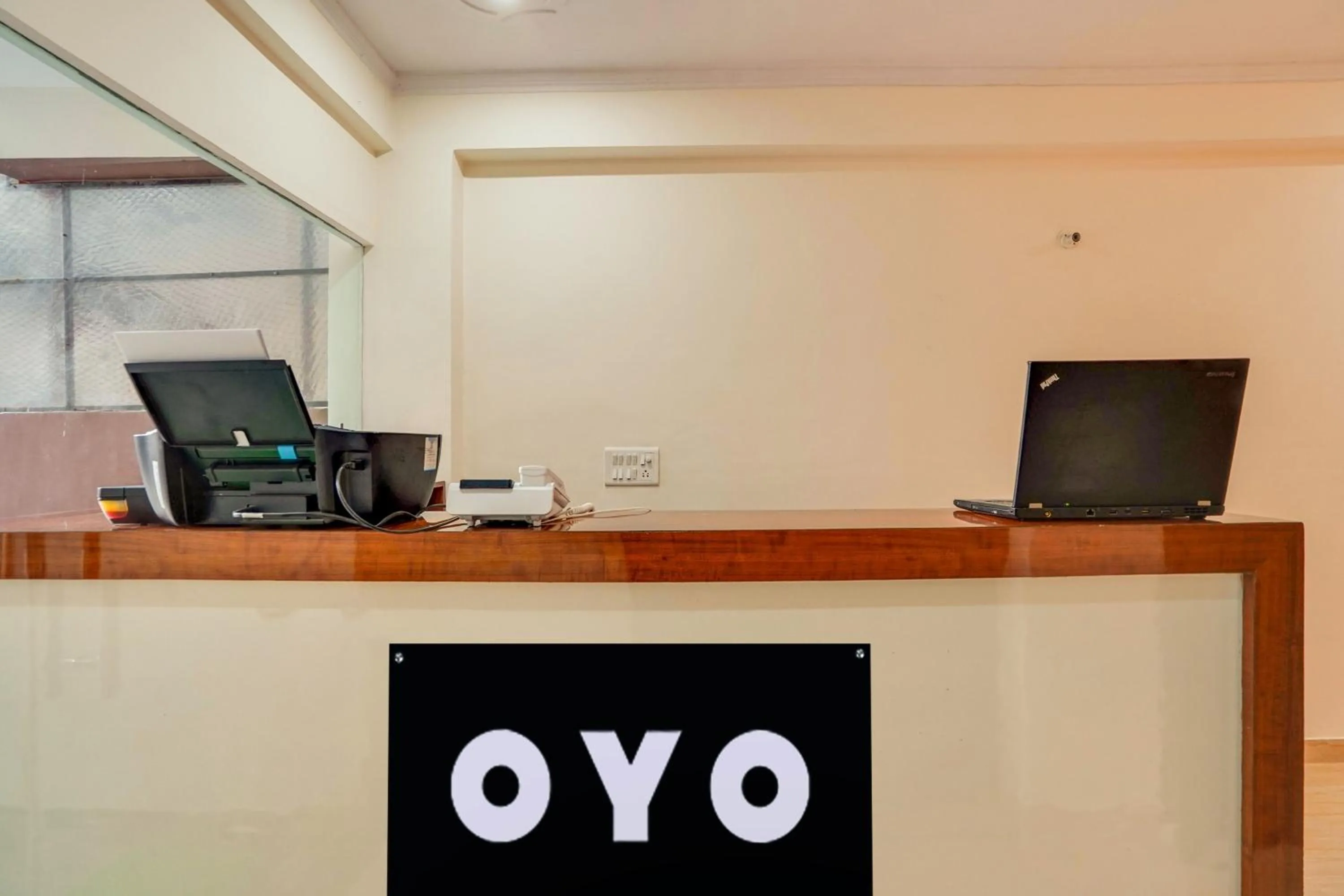 Lobby or reception in Collection O Hotel Villa Vista