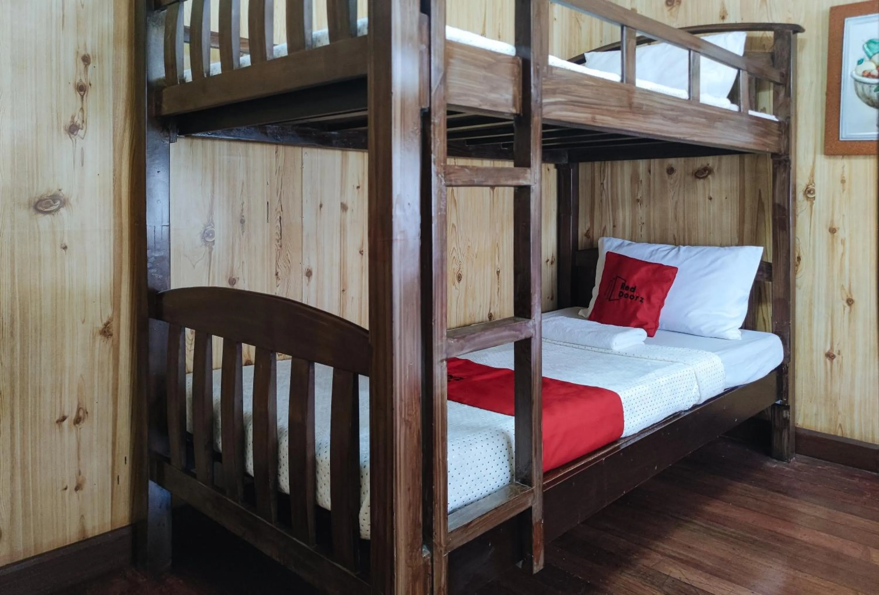 bunk bed, Bed in RedDoorz @ Monterrazas Village Homestay Baguio