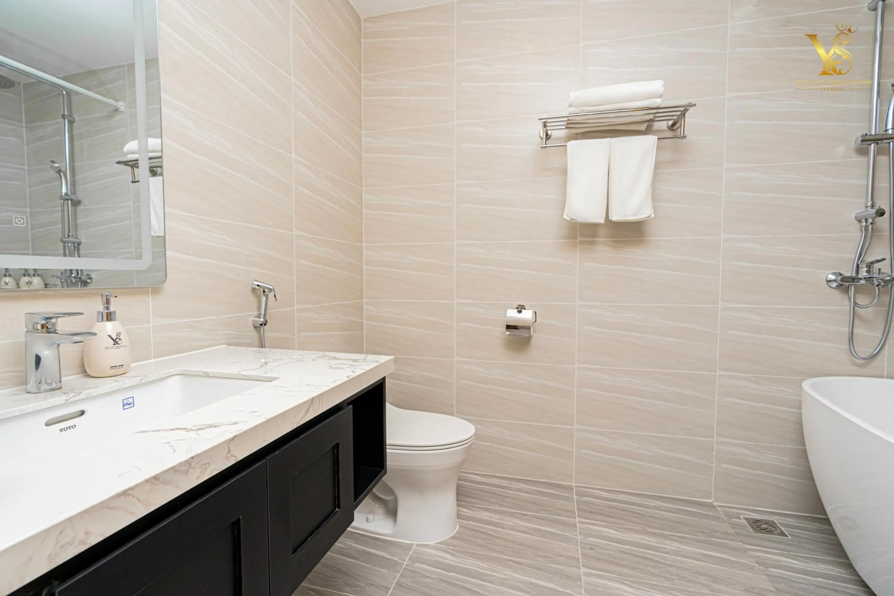 Toilet in The Yen Residences Danang