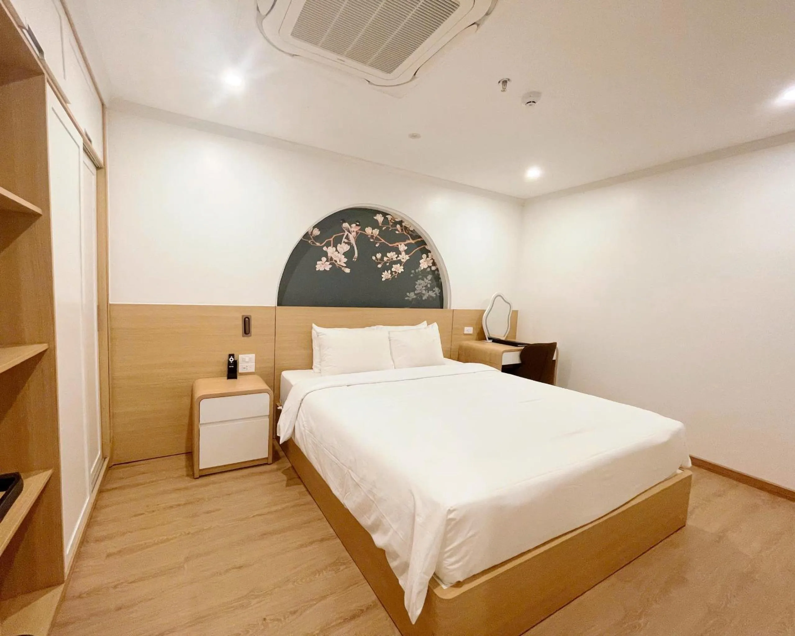 Bed in The Yen Residences Danang