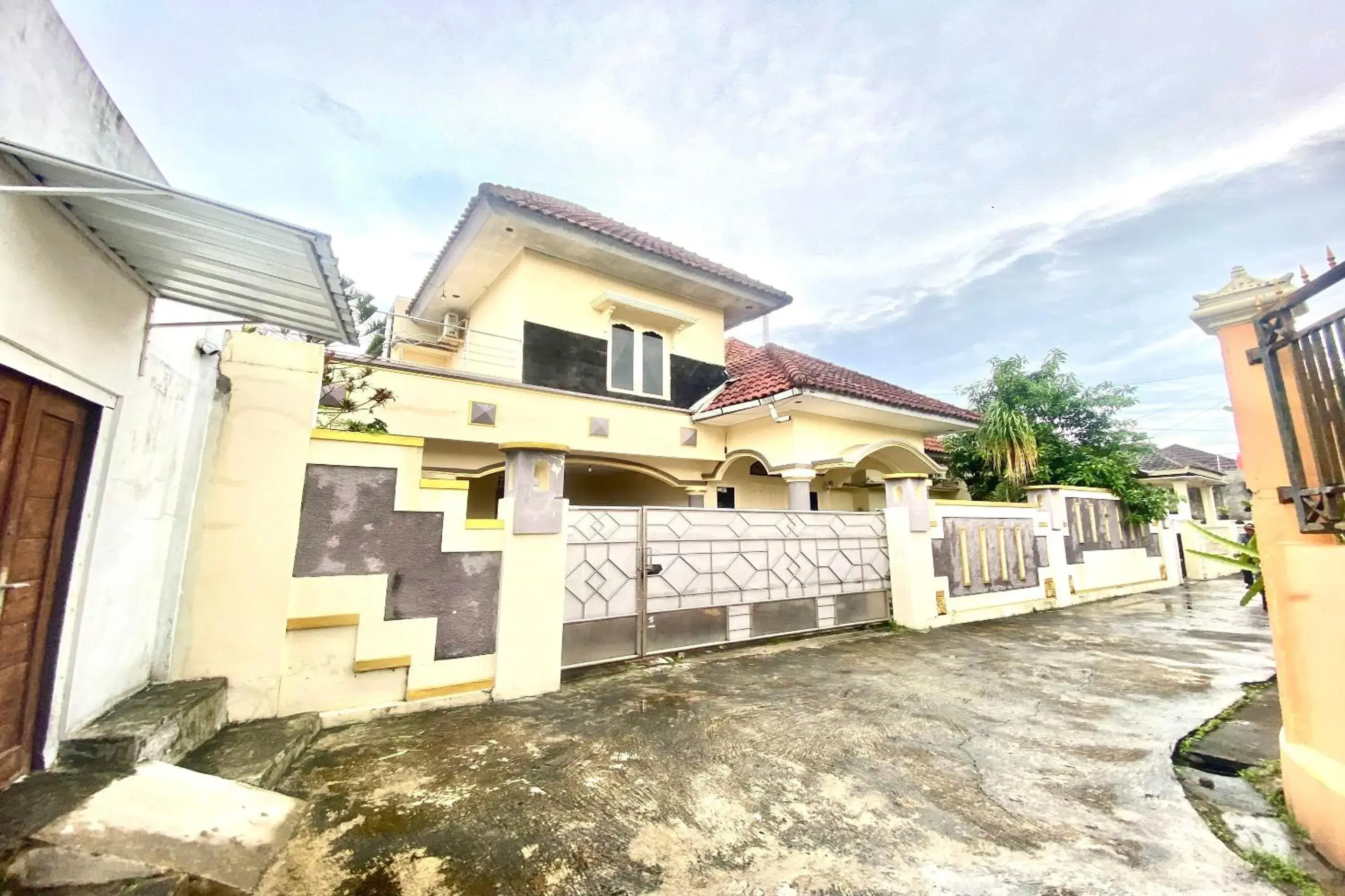 Hotel O Kenzie Bunkbed Syariah Hotel O Kenzie Bunkbed Syariah