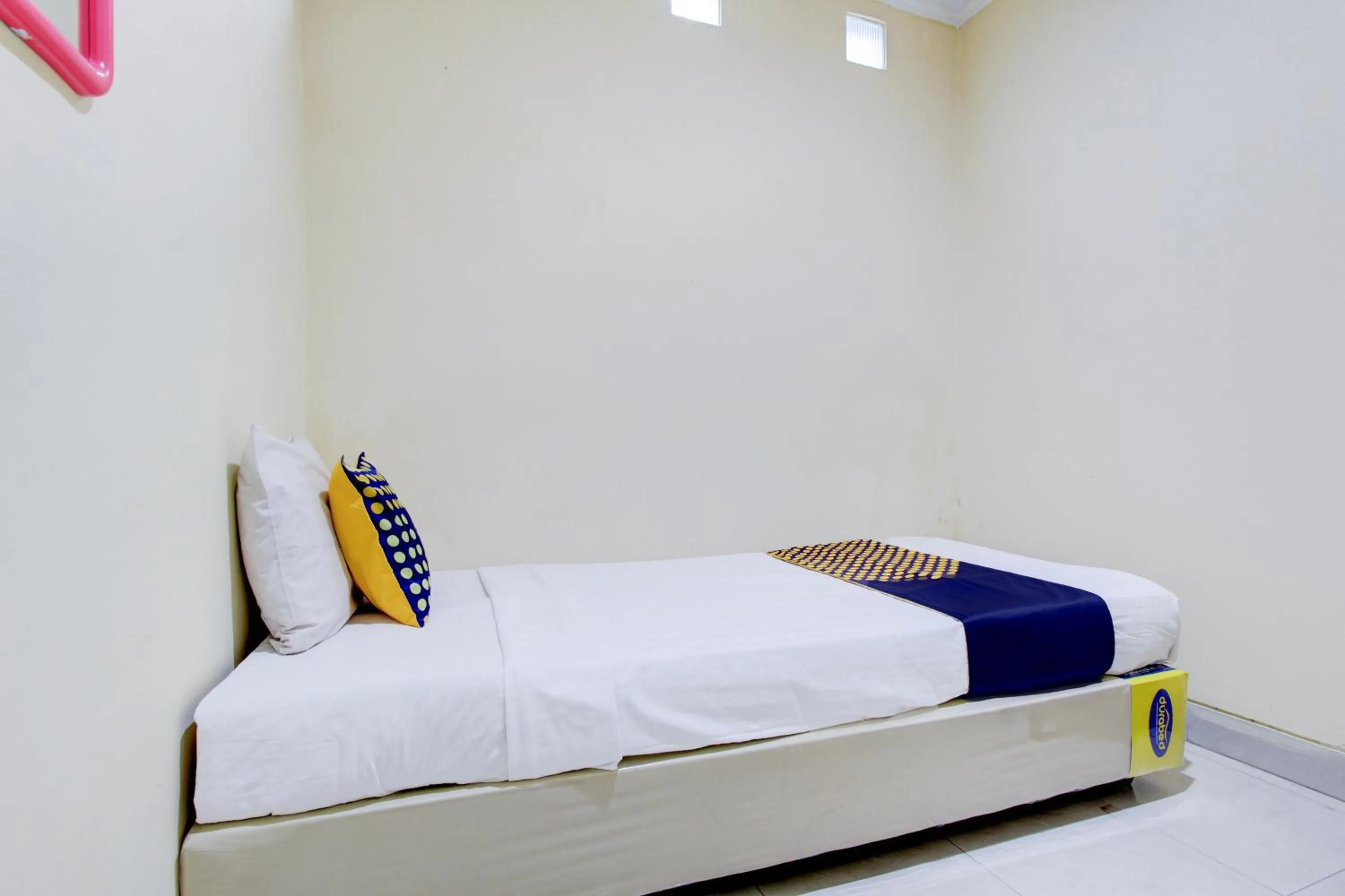 Bedroom in Hotel O Kenzie Bunkbed Syariah