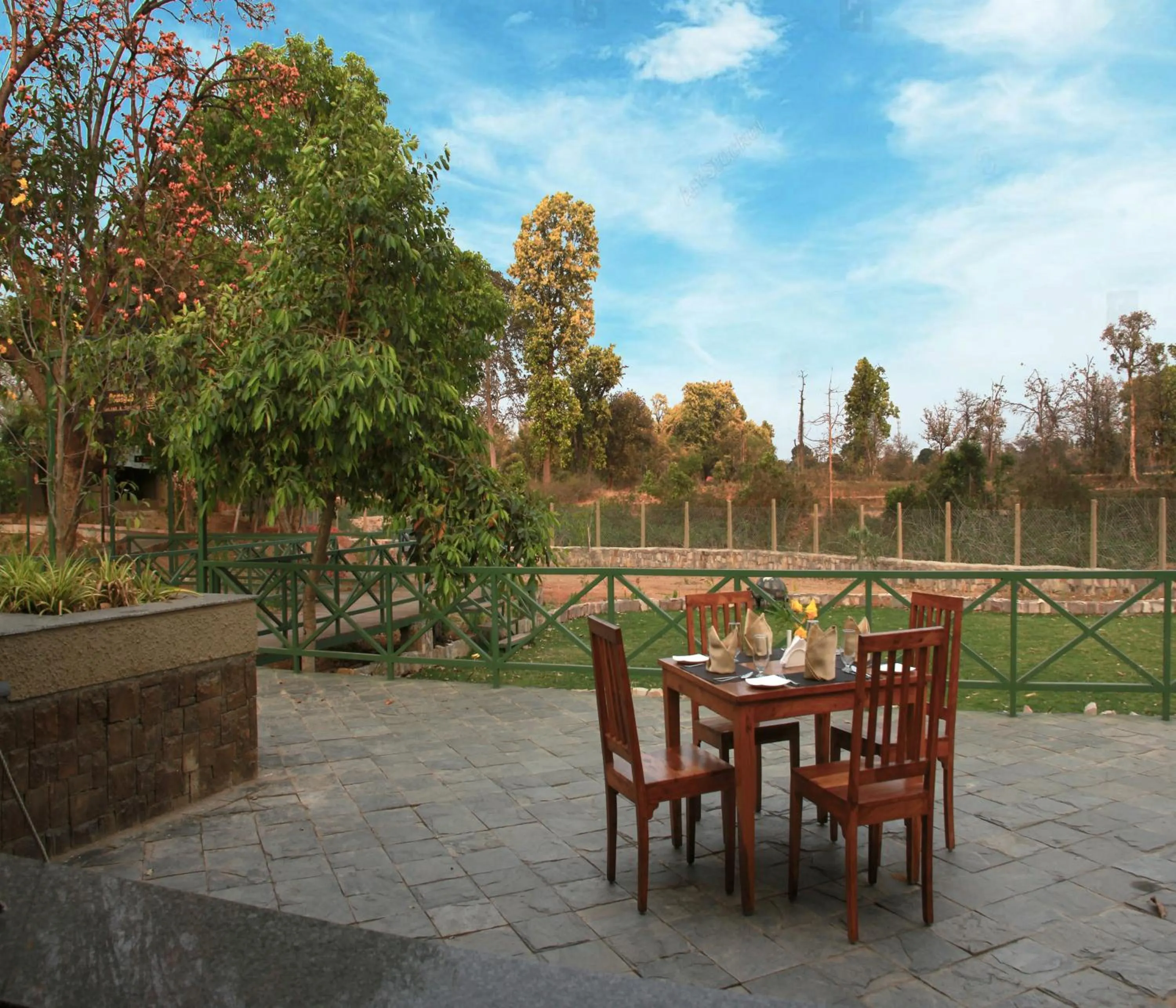 Garden view in Tathastu Bandhavgarh