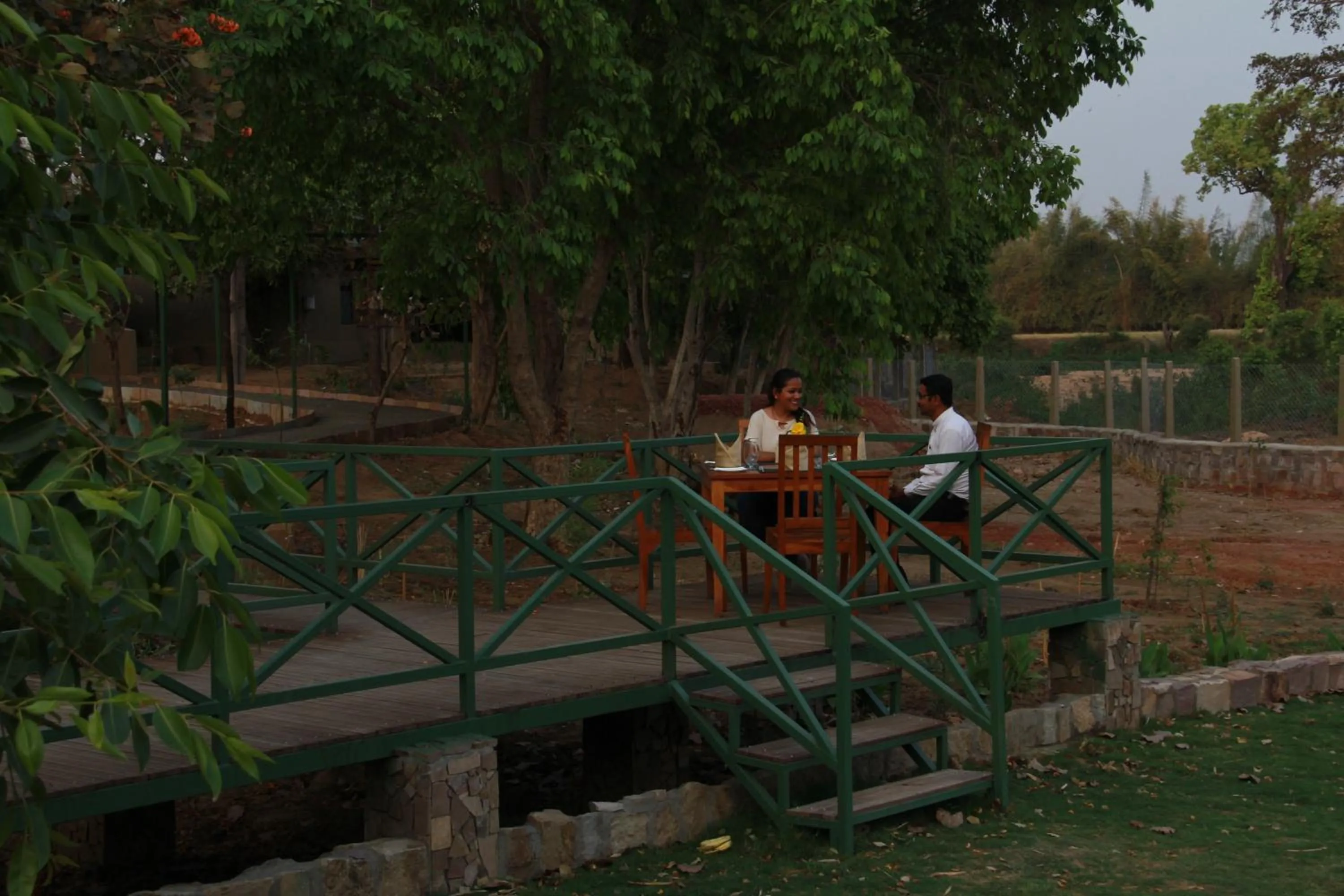 Restaurant/places to eat in Tathastu Bandhavgarh