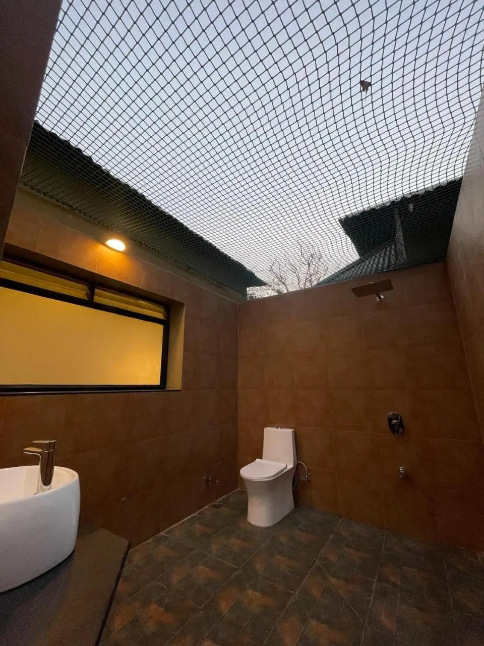 Bathroom in Tathastu Bandhavgarh