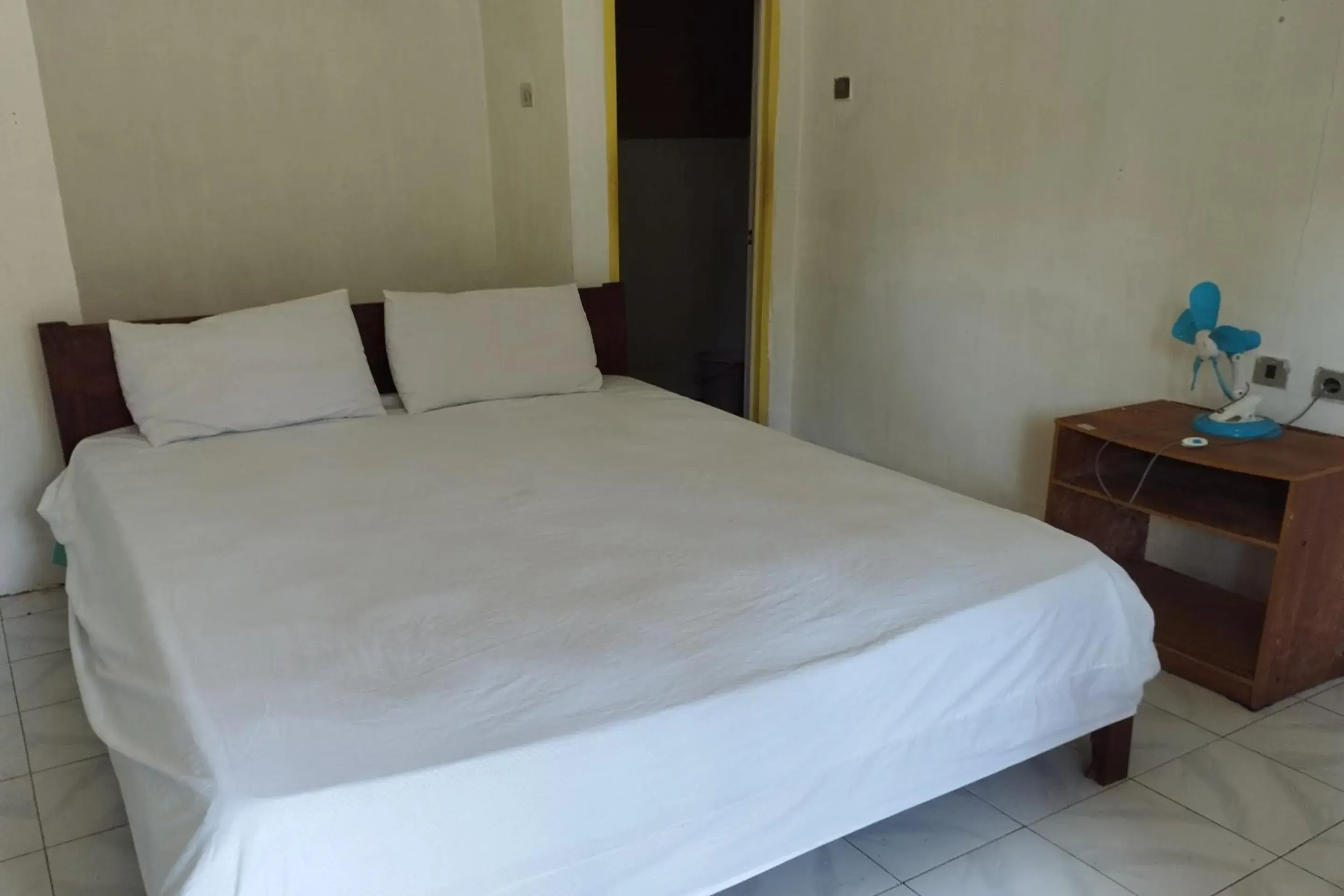 Double Room in Hotel O Madame Guesthouse Double Room in Hotel O Madame Guesthouse