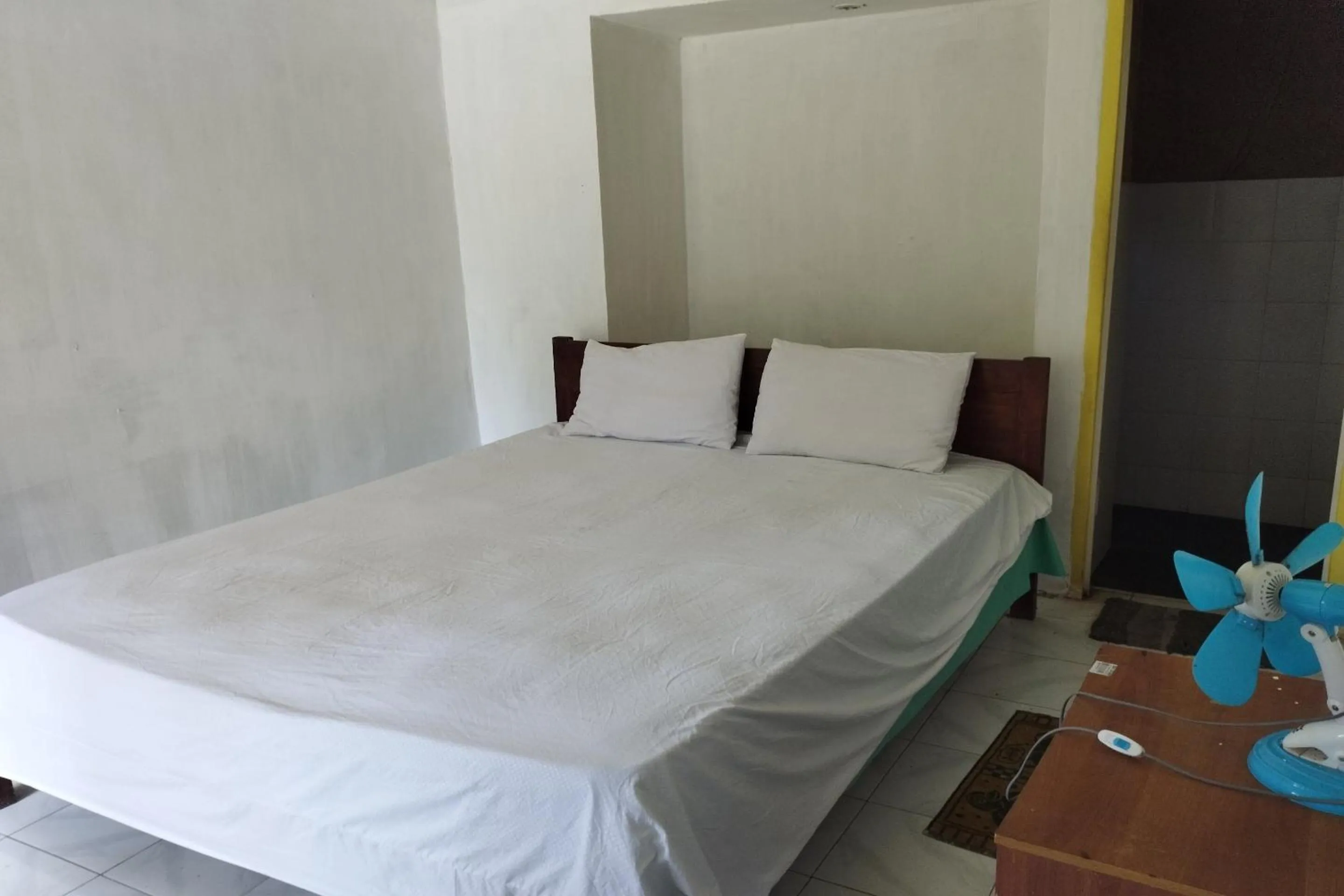 Bedroom, Bed in Hotel O Madame Guesthouse