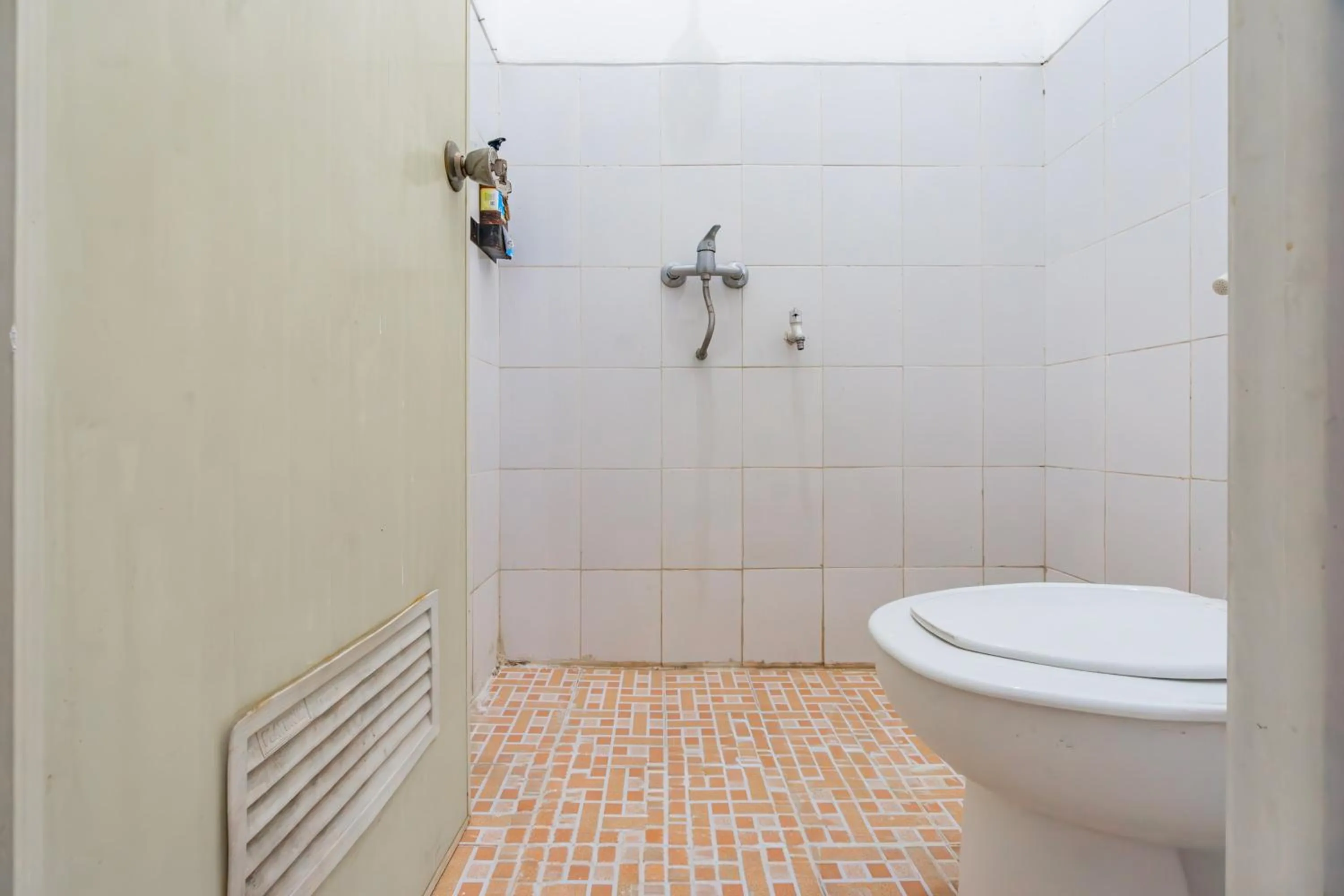 Bathroom in Hotel O Ita Homestay Syariah