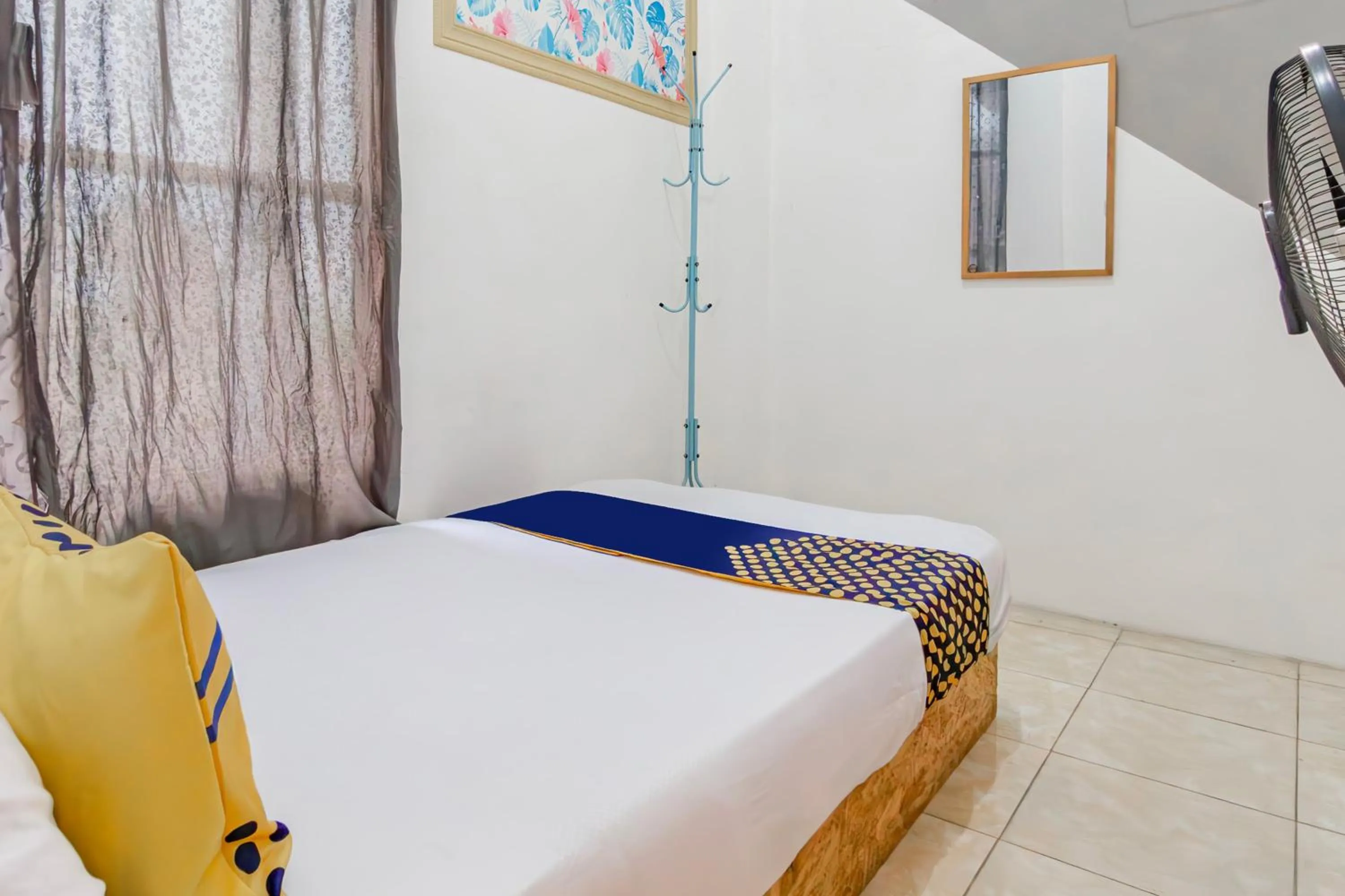 Bedroom, Bed in Hotel O Ita Homestay Syariah