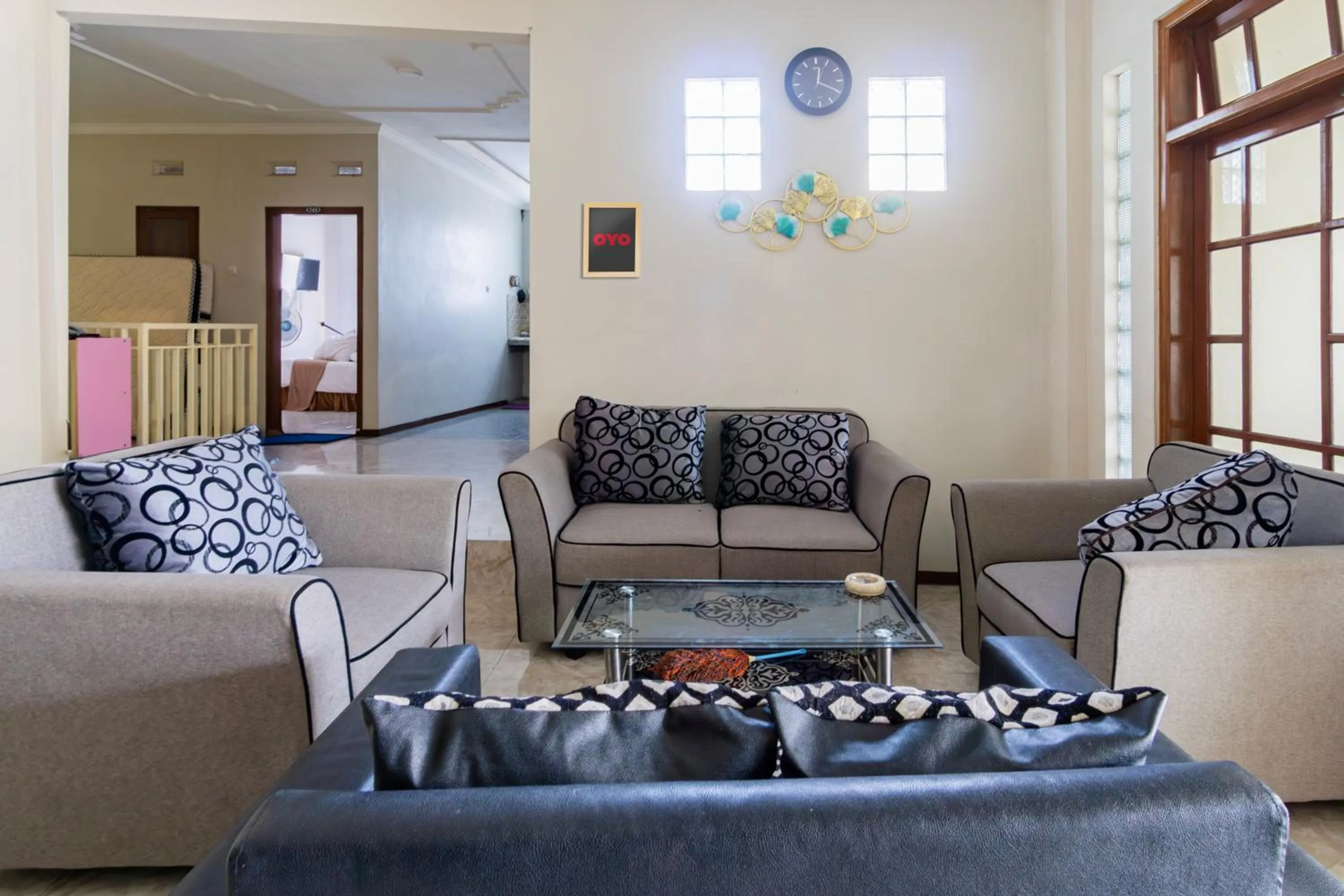 Lobby or reception in Hotel O Siwalanpanji Homestay Syariah