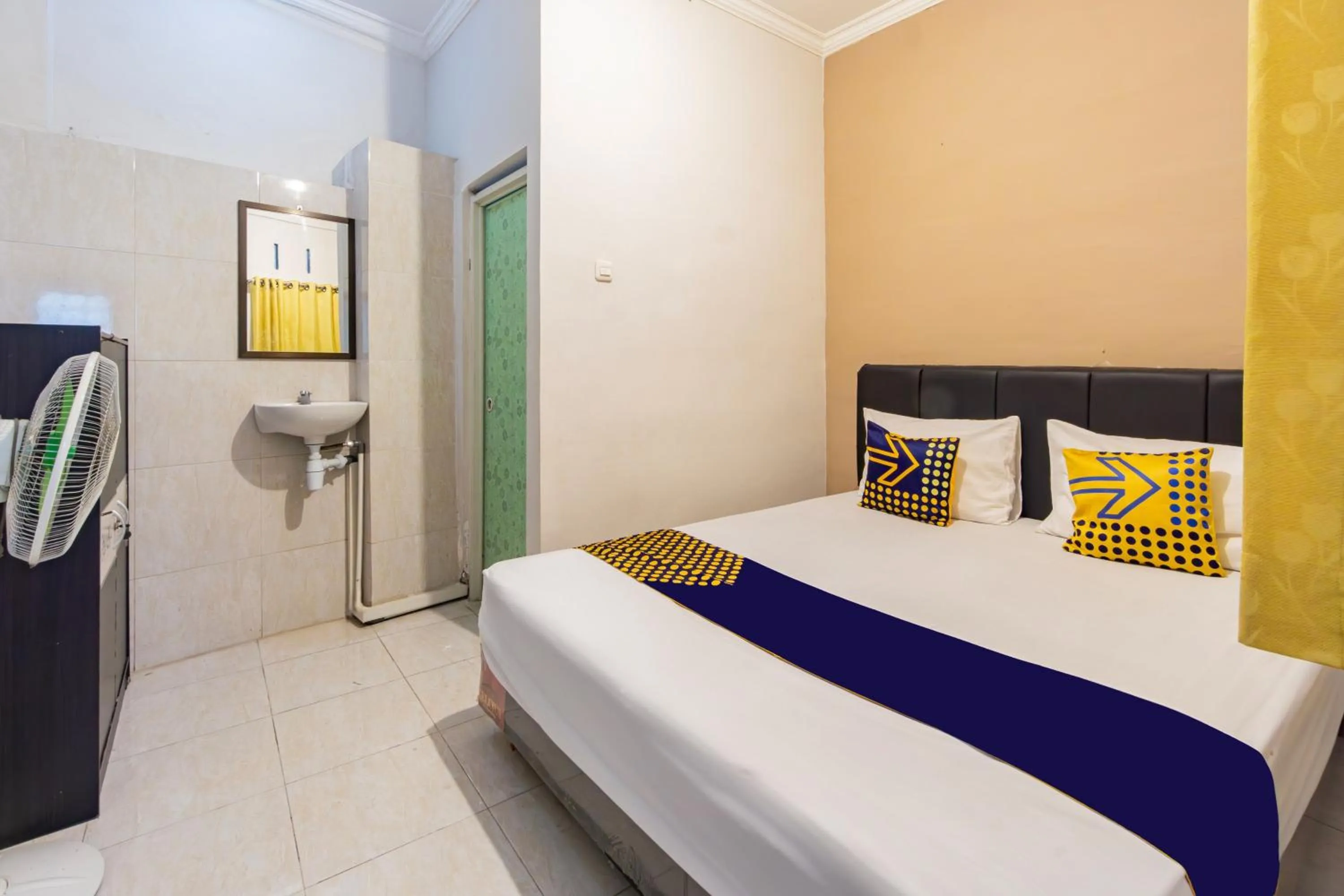 Bedroom in Hotel O Siwalanpanji Homestay Syariah