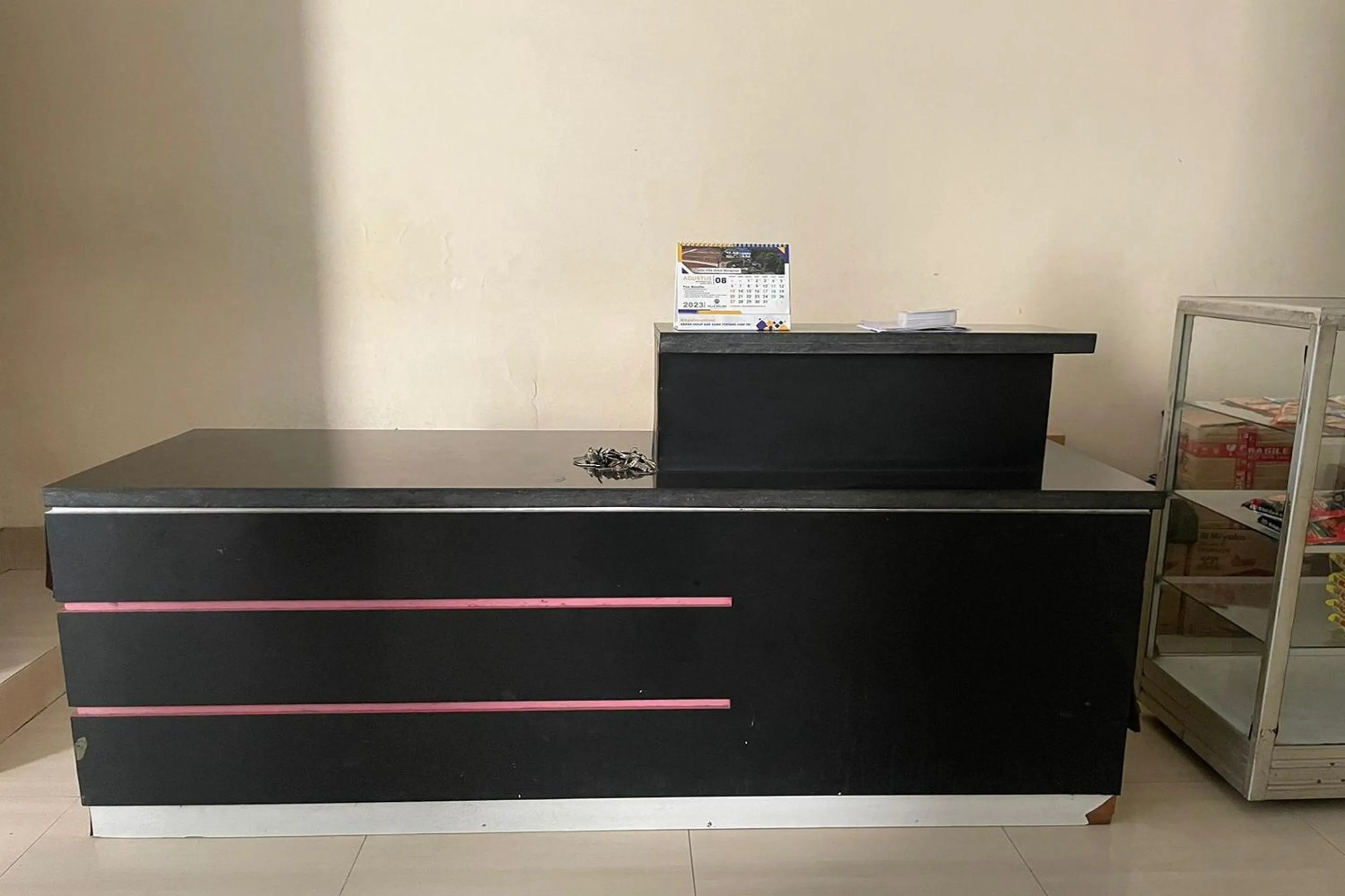 Lobby or reception in Hotel O Setia Budi Guest House 2