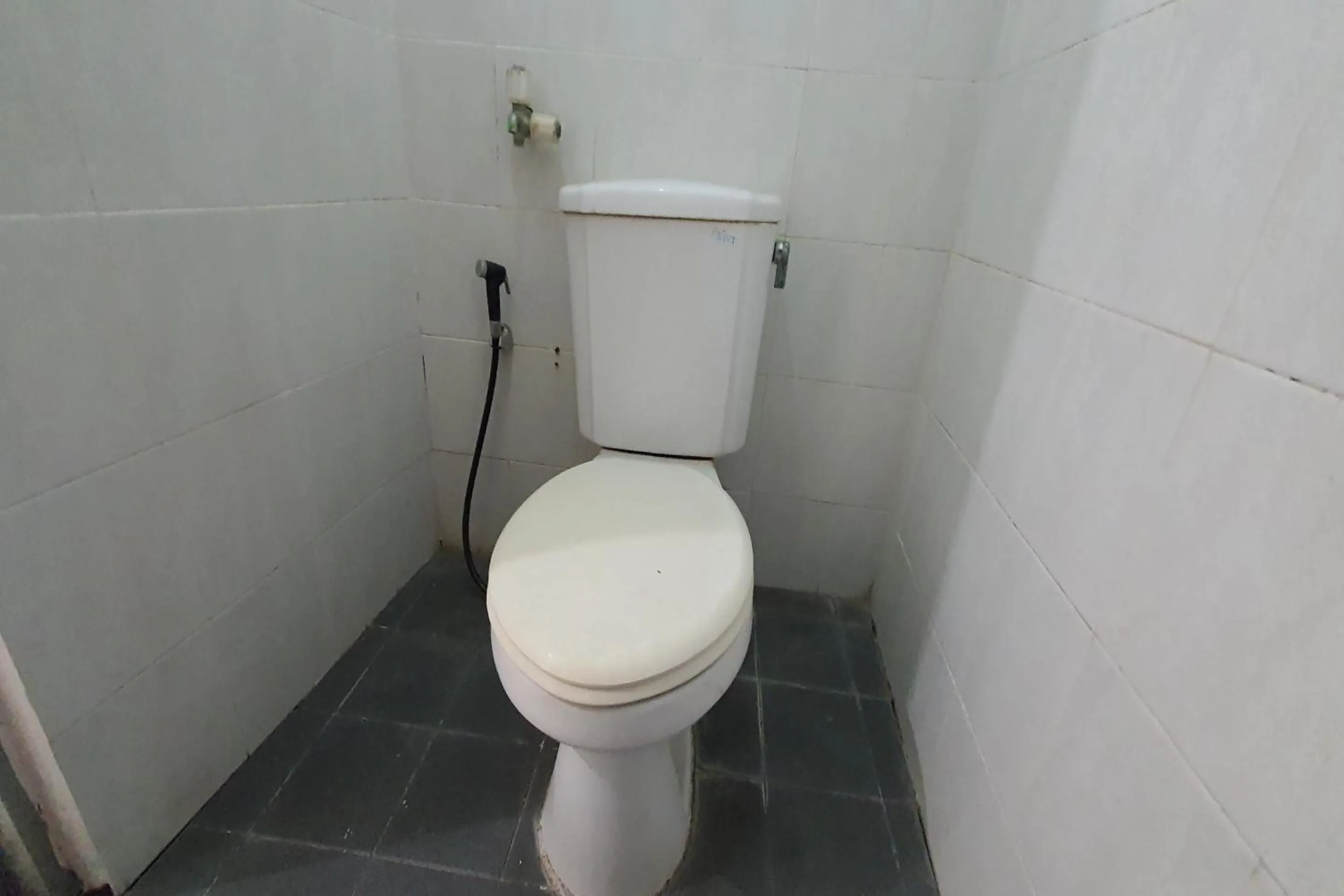 Bathroom in Hotel O Nilam Guest HouseNearYani Heahlerr