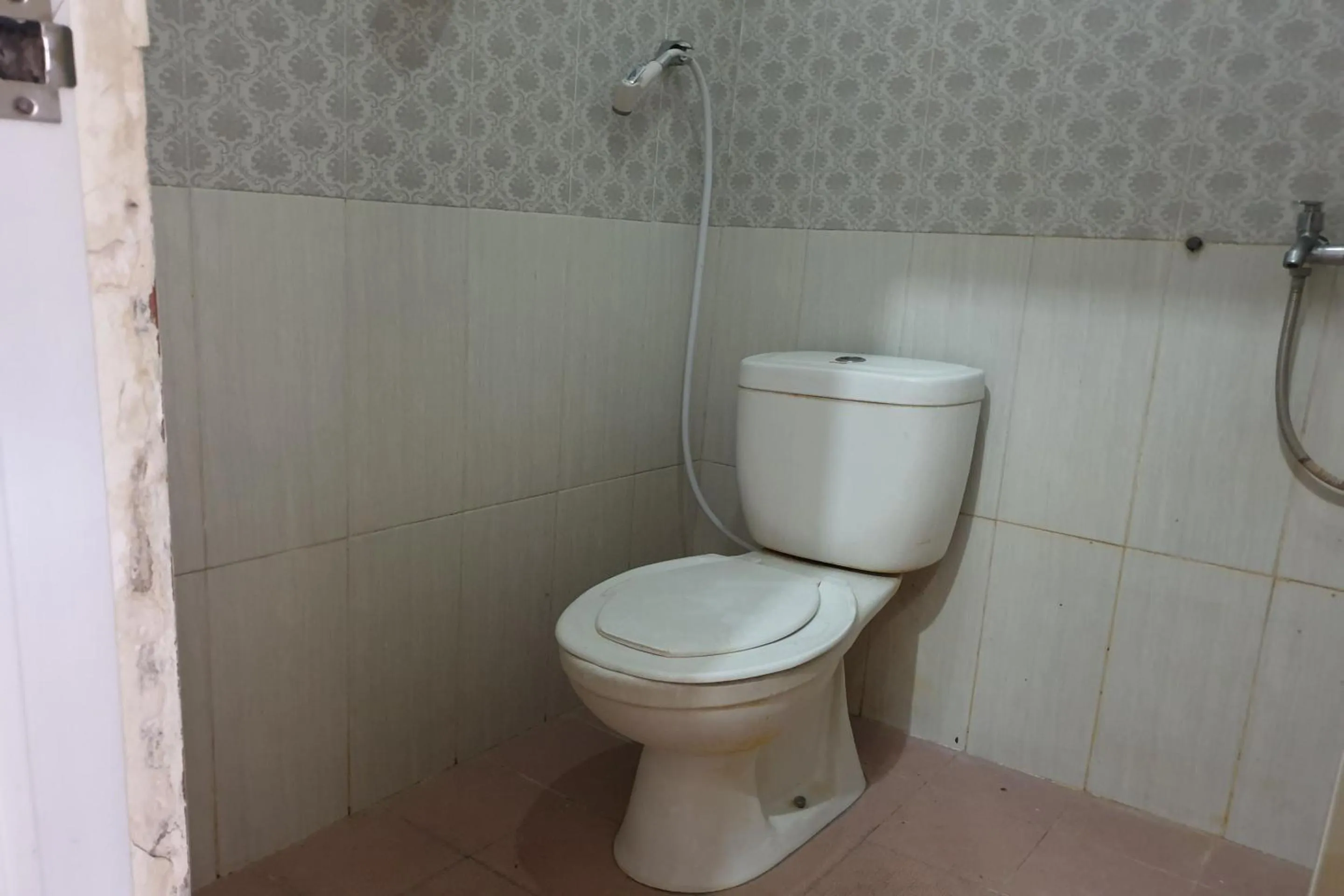 Bathroom in Hotel O Nilam Guest HouseNearYani Heahlerr