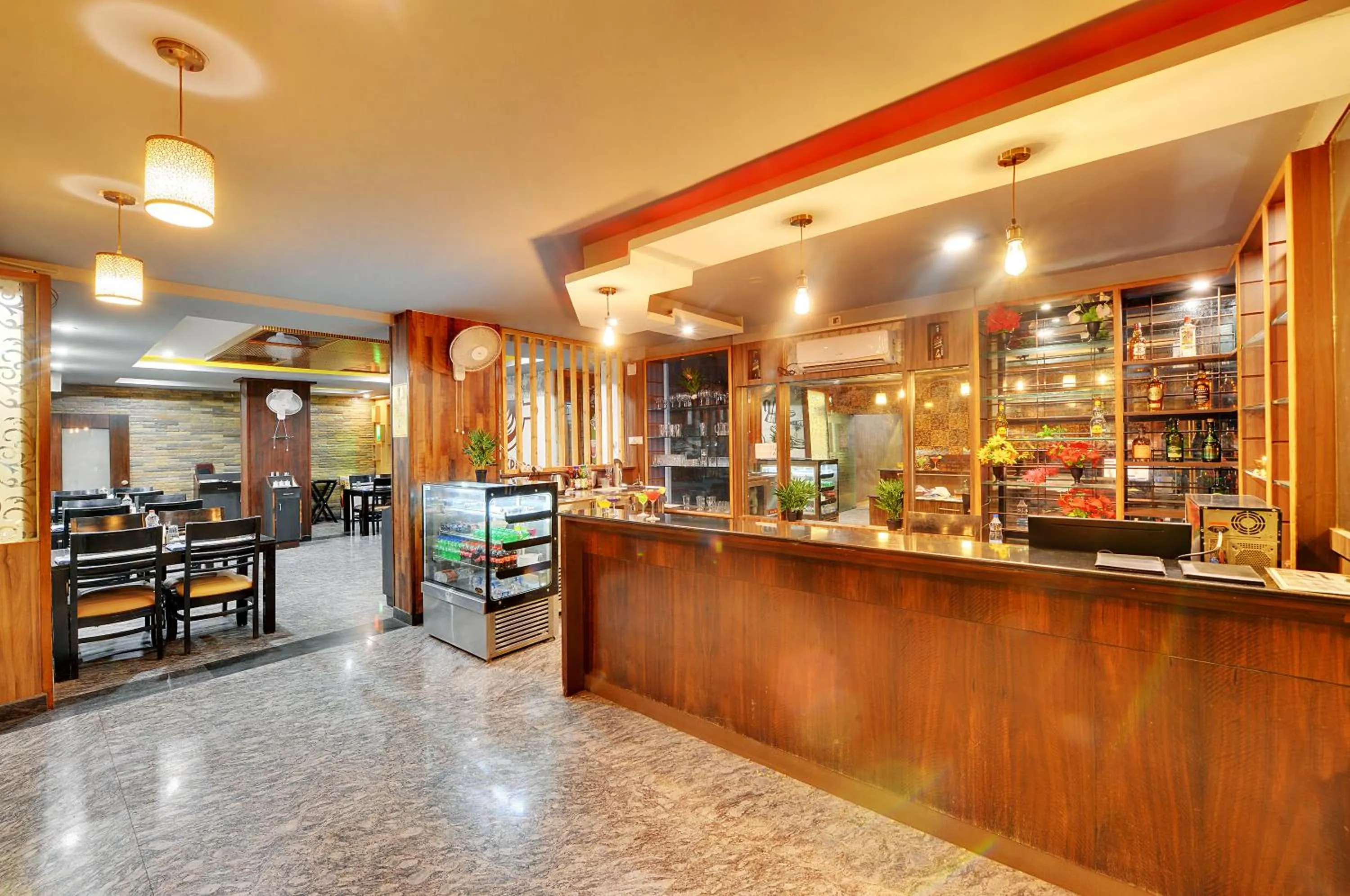 Restaurant/places to eat in Hotel Vista Suites, Bangalore