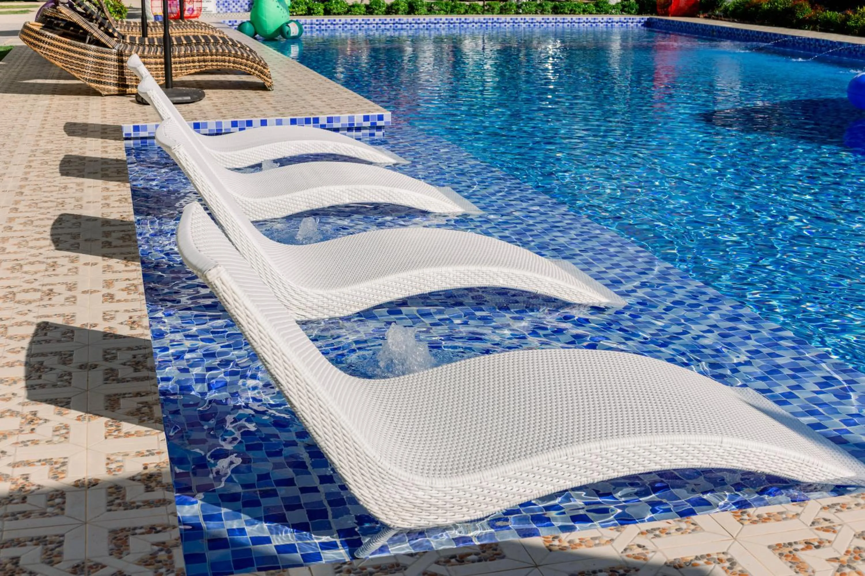 Day in Sonrisa Resort De Playa by Hiverooms