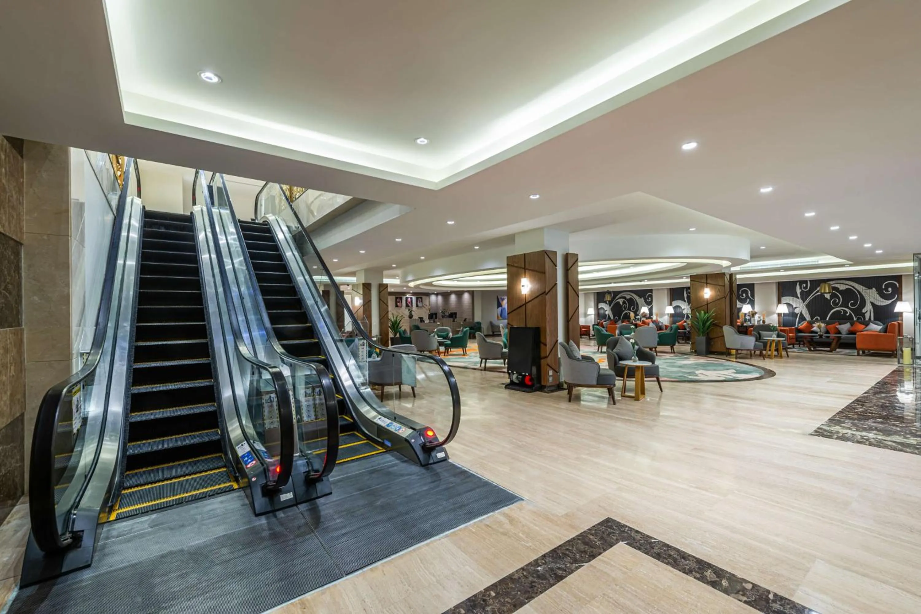 Lobby or reception in Best Western Plus Tabuk City Center