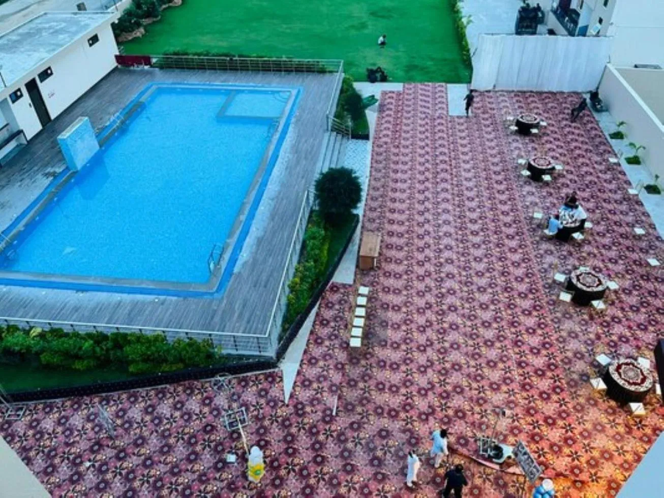 Property building in DIVINE HOTEL AND RESORTS