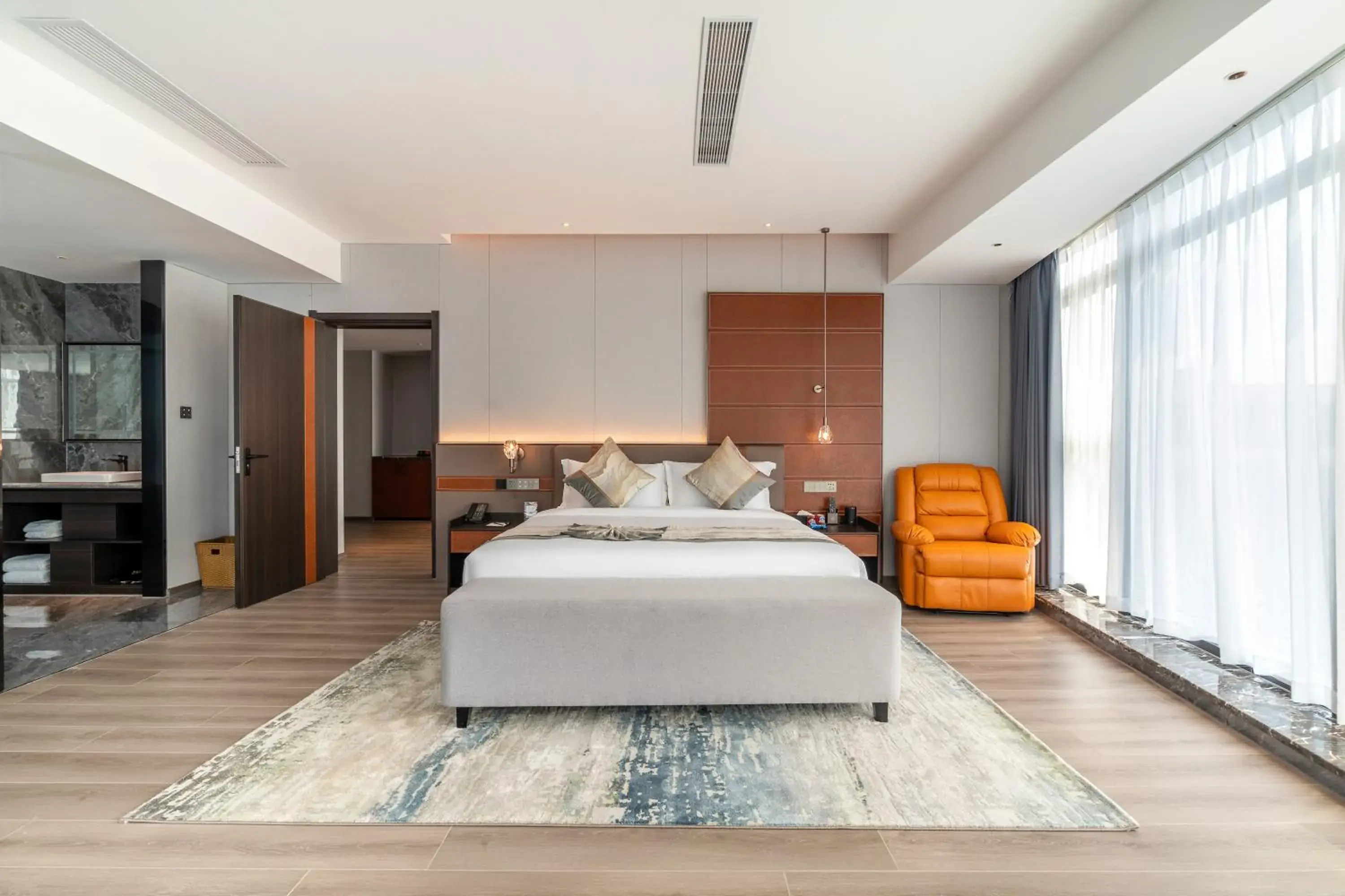 Deluxe Suite in The Puyan Hotel Hangzhou Jiubao Deluxe Suite in The Puyan Hotel Hangzhou Jiubao