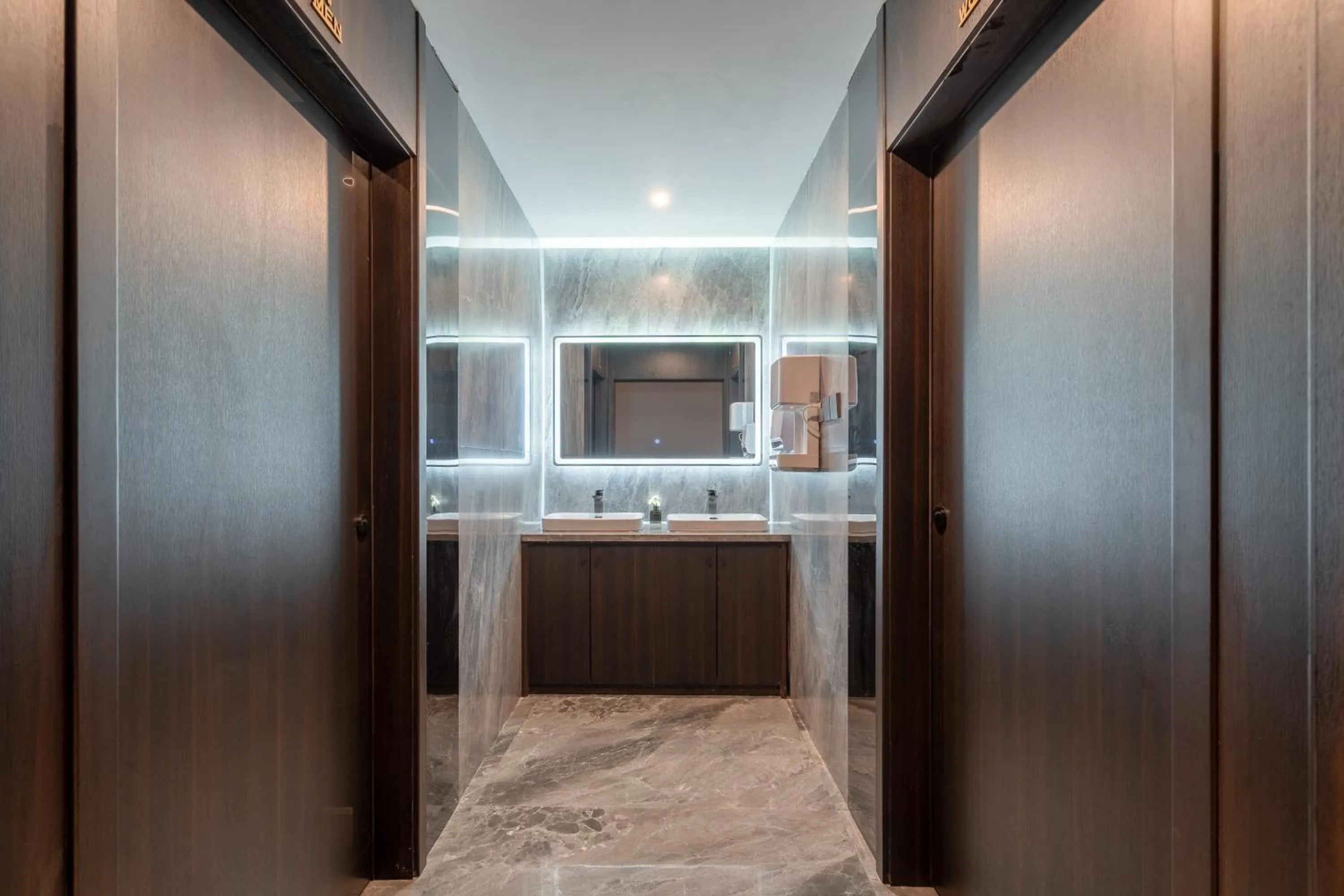 Toilet in The Puyan Hotel Hangzhou Jiubao