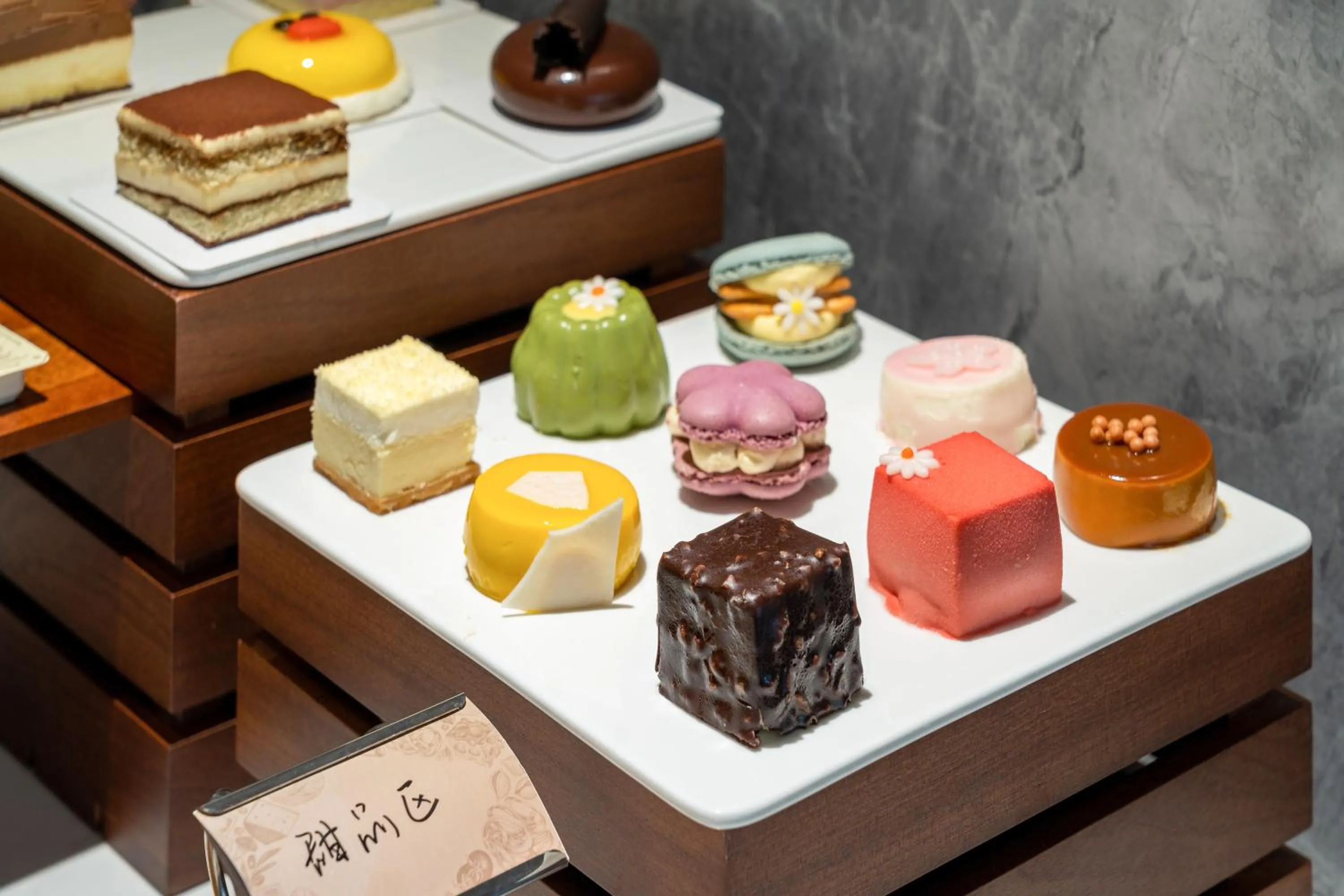 Restaurant/places to eat in The Puyan Hotel Hangzhou Jiubao