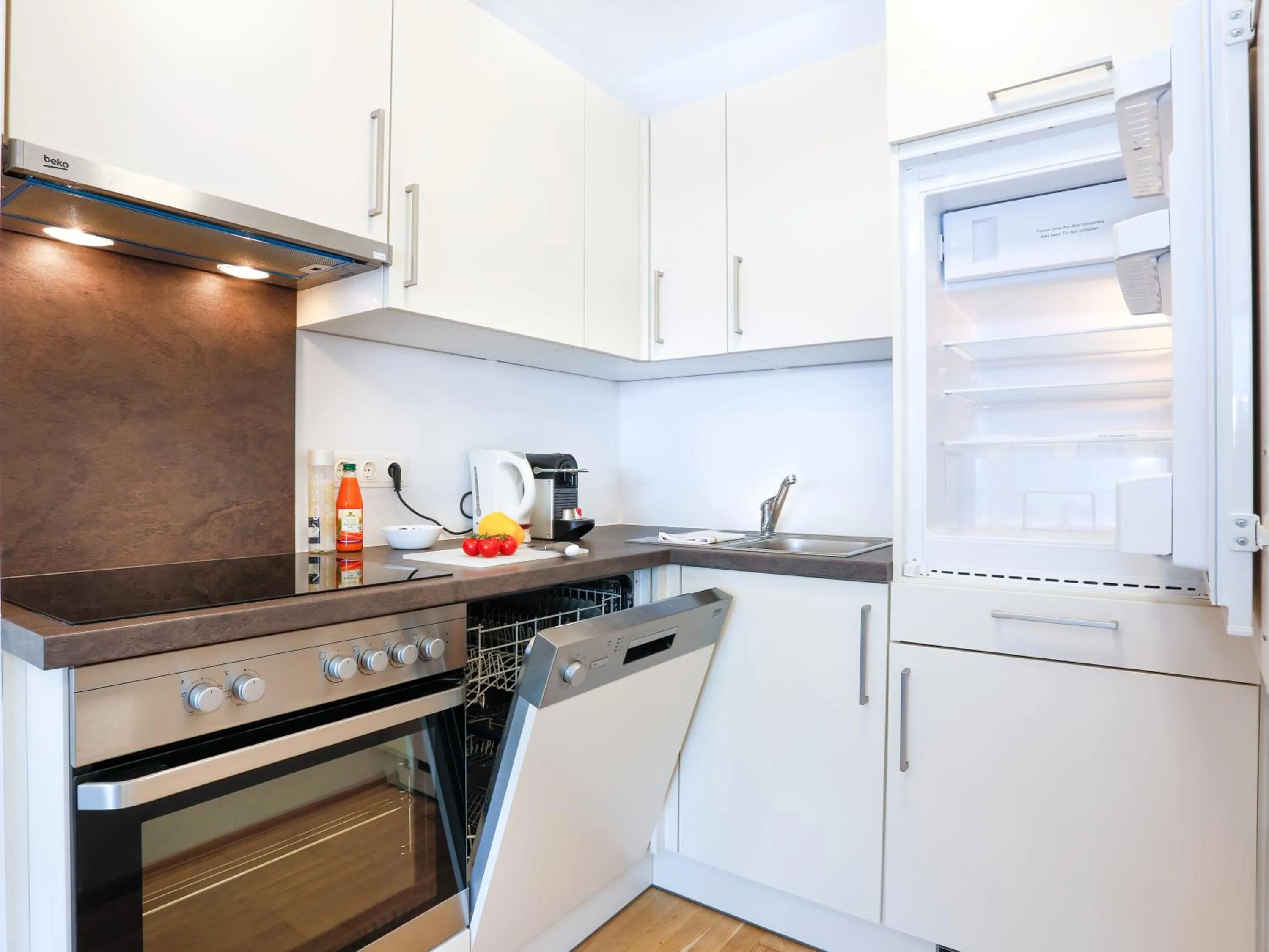 Coffee/tea facilities in Penthouse Apartments