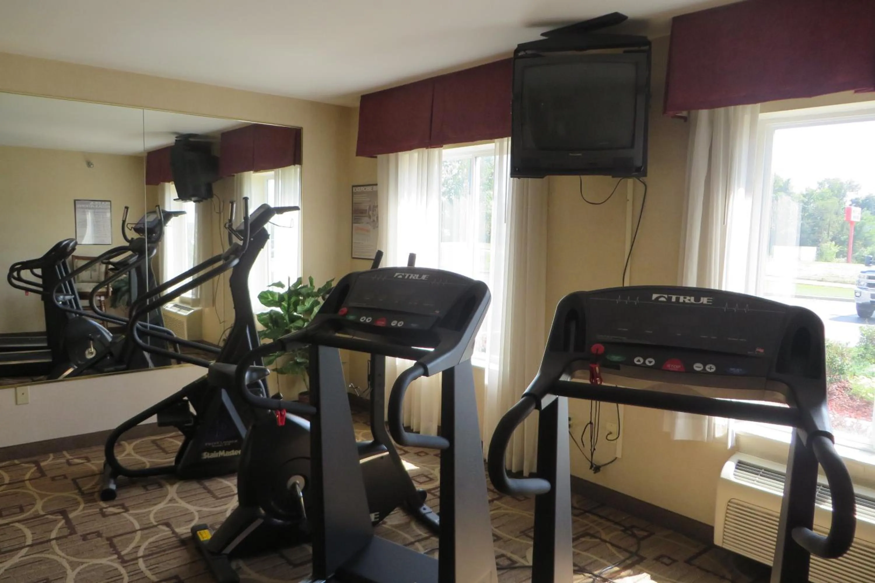 Fitness centre/facilities in Hawthorn Extended Stay by Wyndham Seville