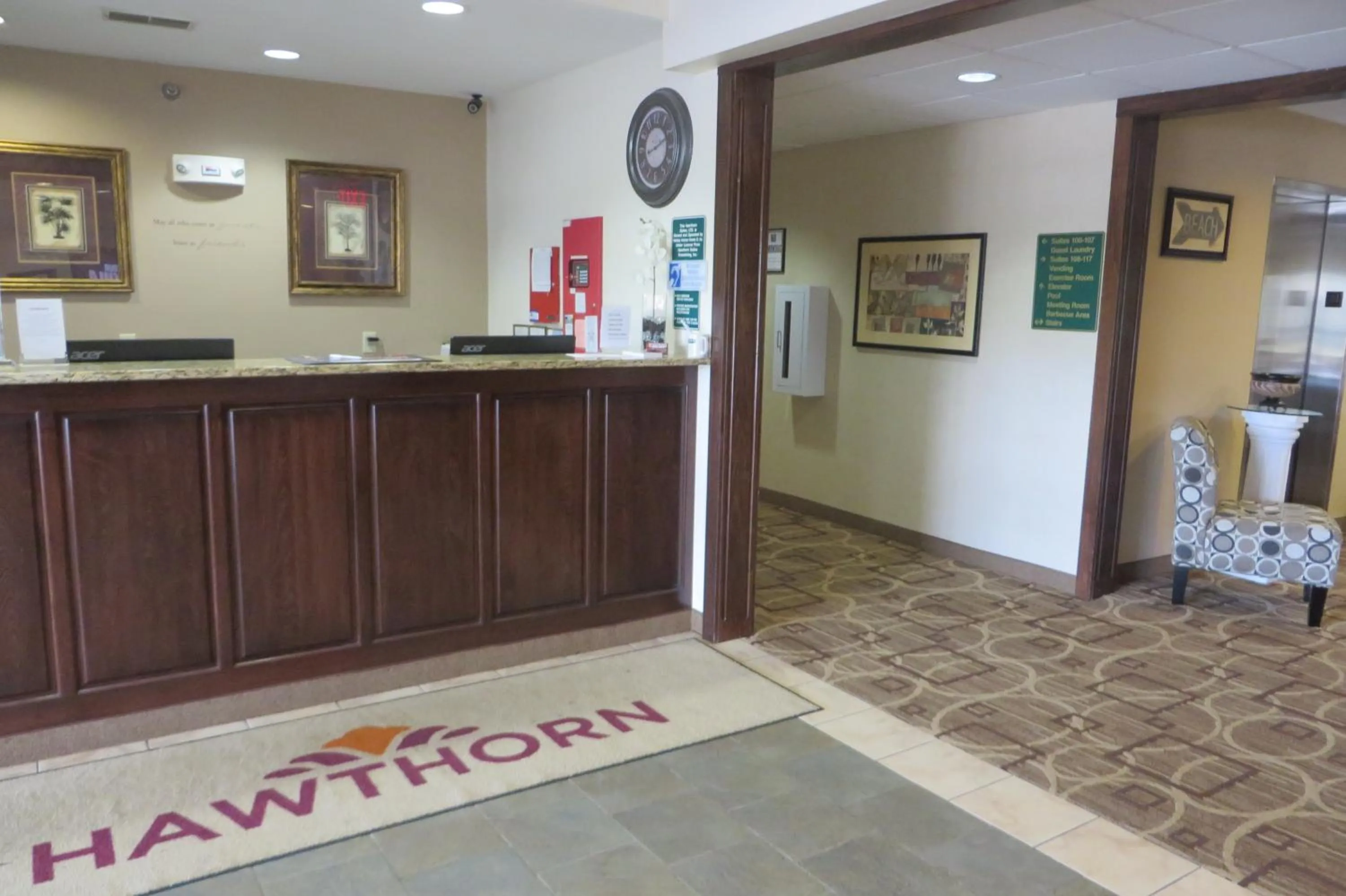 Lobby or reception in Hawthorn Extended Stay by Wyndham Seville