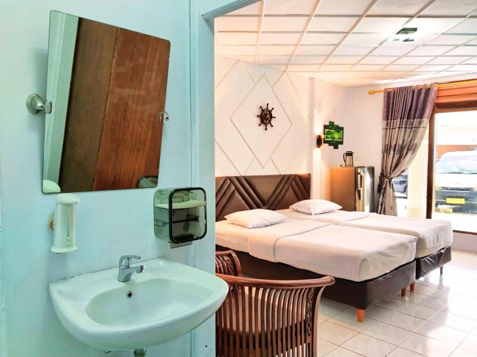 Bed in Hotel New Gondangdia Powered by Cocotel