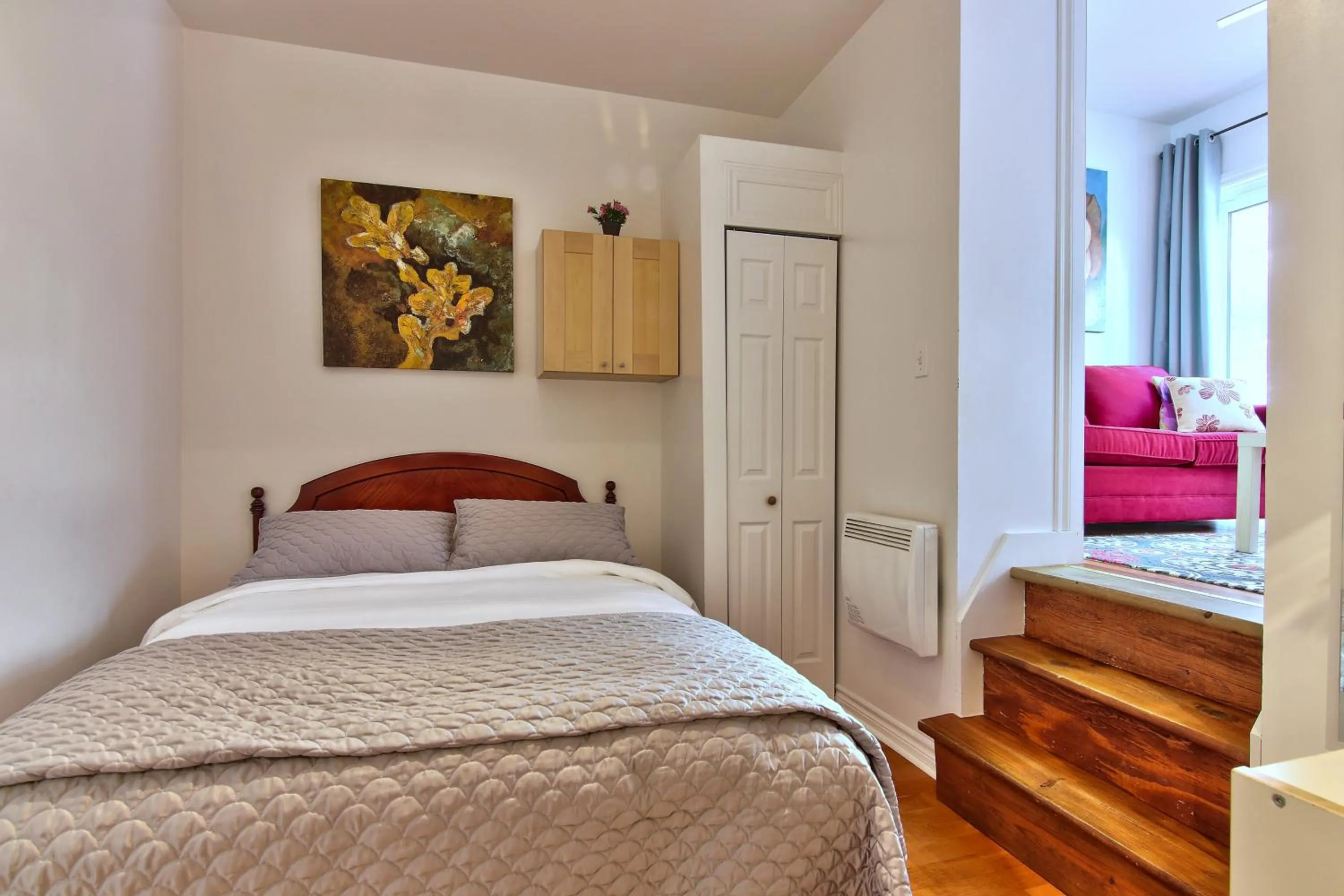 Bed in Apartment et Studio montreal