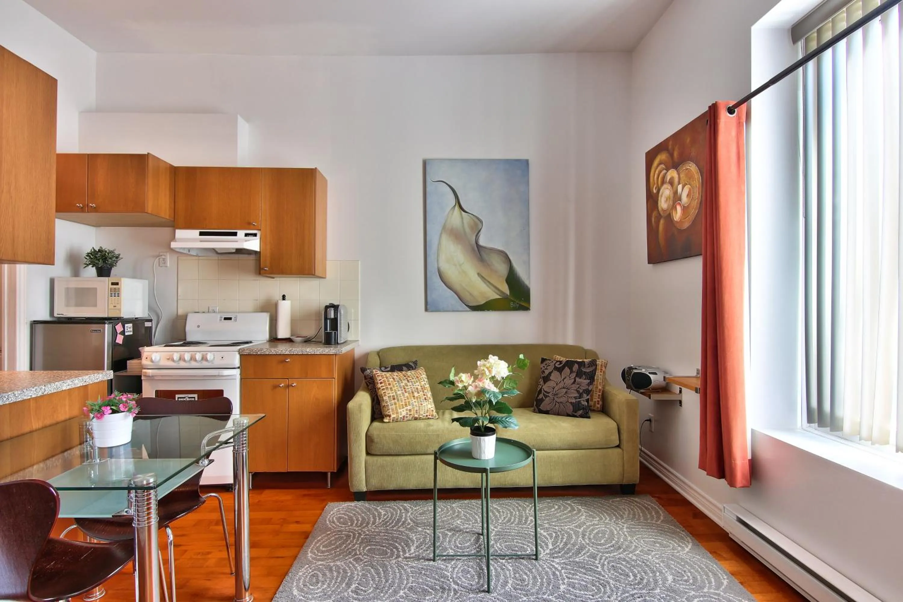Coffee/tea facilities in Apartment et Studio montreal